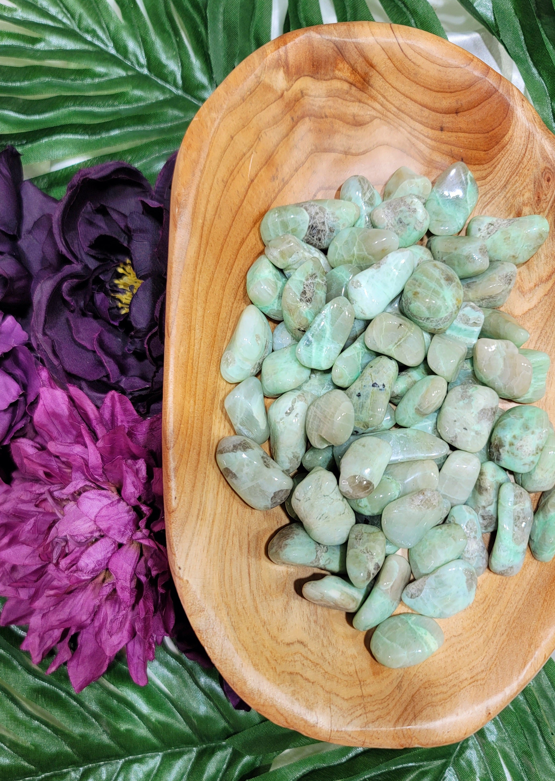 Garnierite (Green Moonstone) – Enchanting Earth