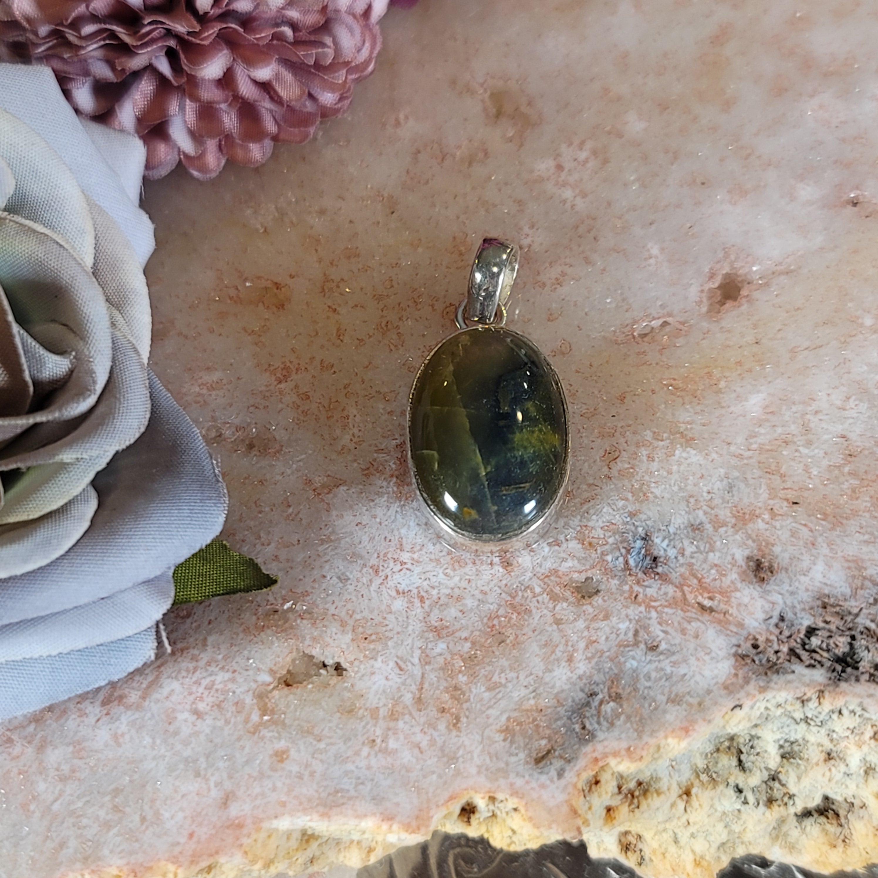 Nellite Pendant .925 Silver for Intuition and Protection