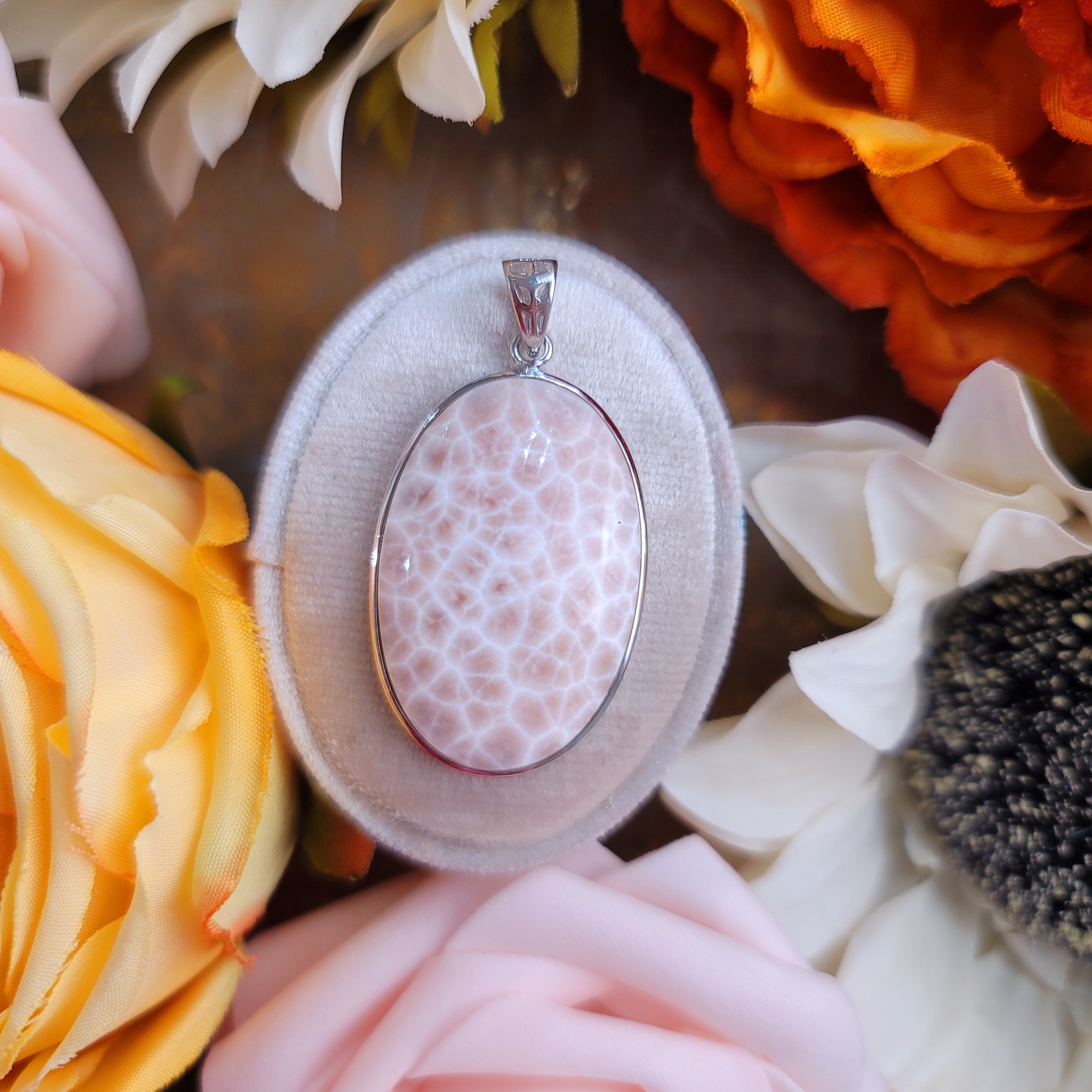 Natrolite Pendant .925 Silver for Channeling, Psychic Abilities and Awakening of your Third Eye Chakra.