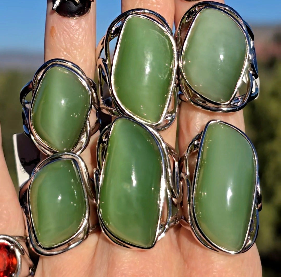 Enchanting Cats Eye Jade Cuff Rings