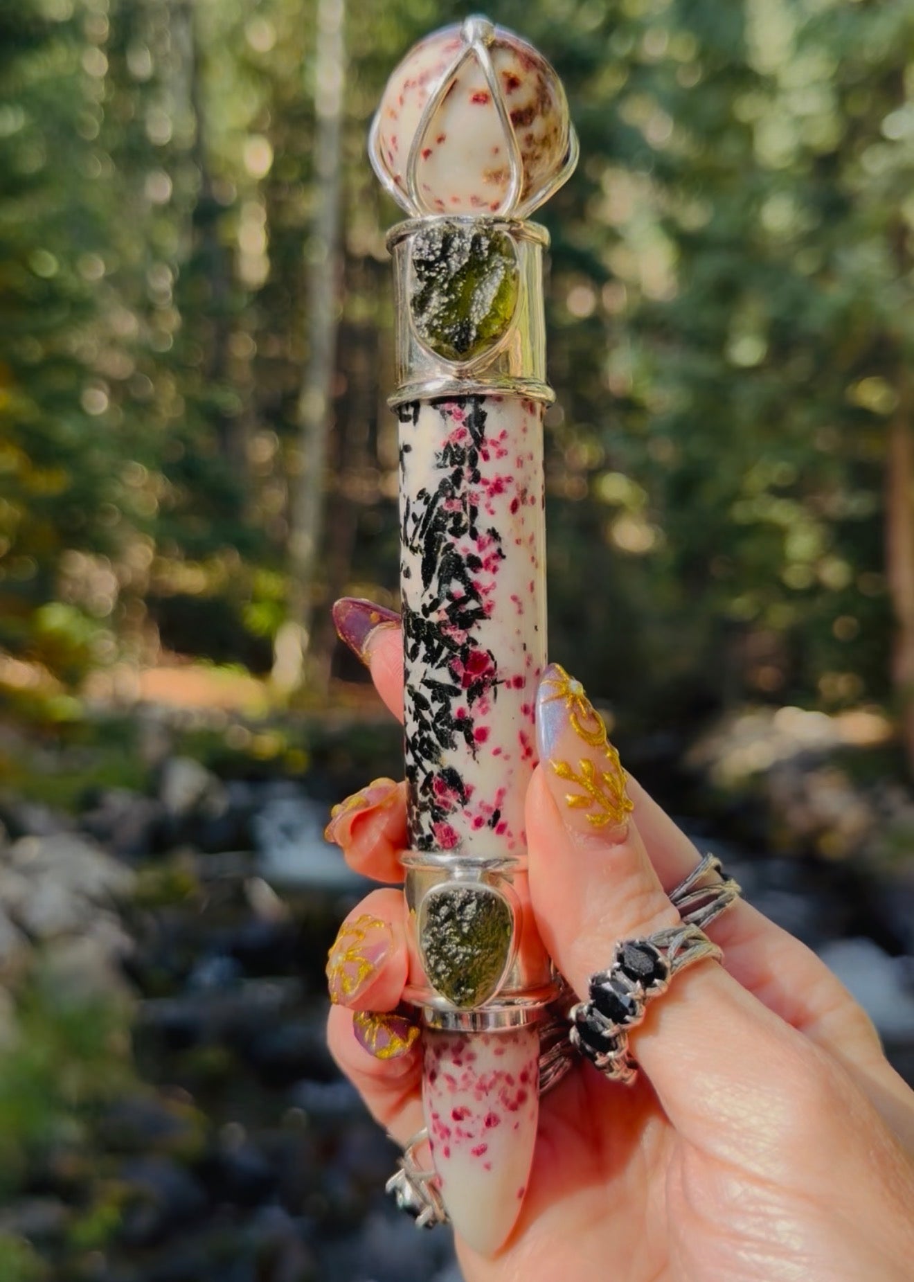 Enchanting Kakortokite Wand