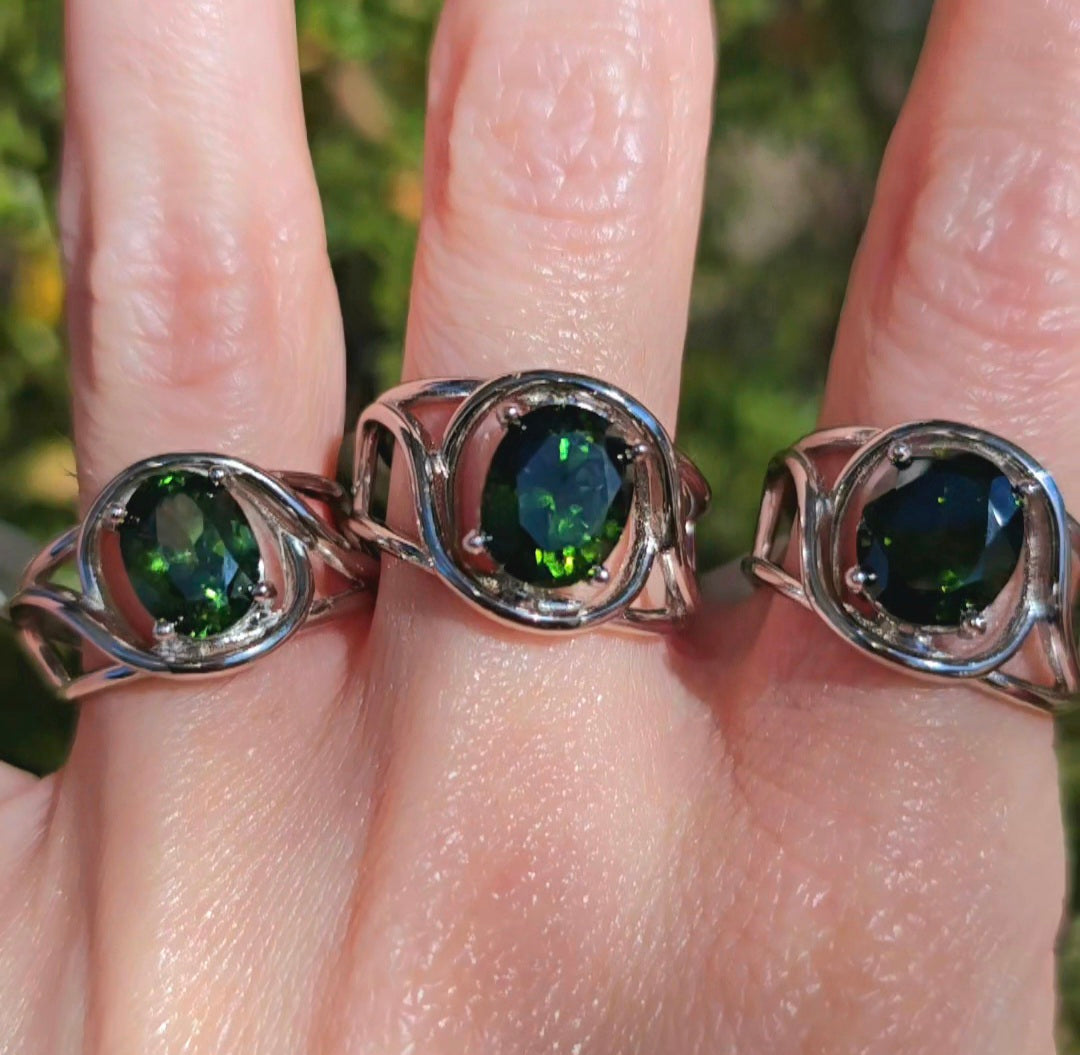 Enchanting Green Zircon Cuff Rings