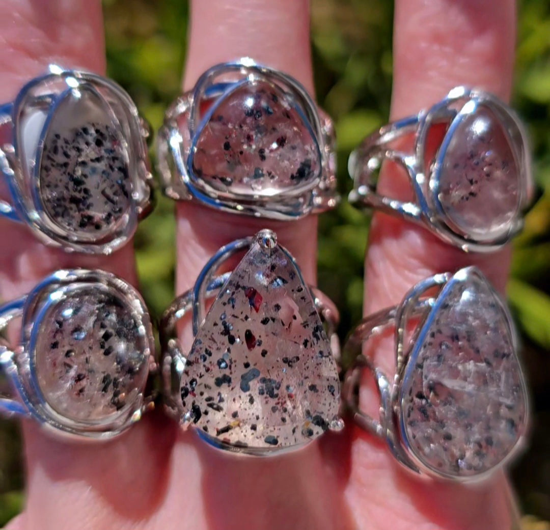 Goethide Goethite Meaning and Healing Properties – Enchanting Earth