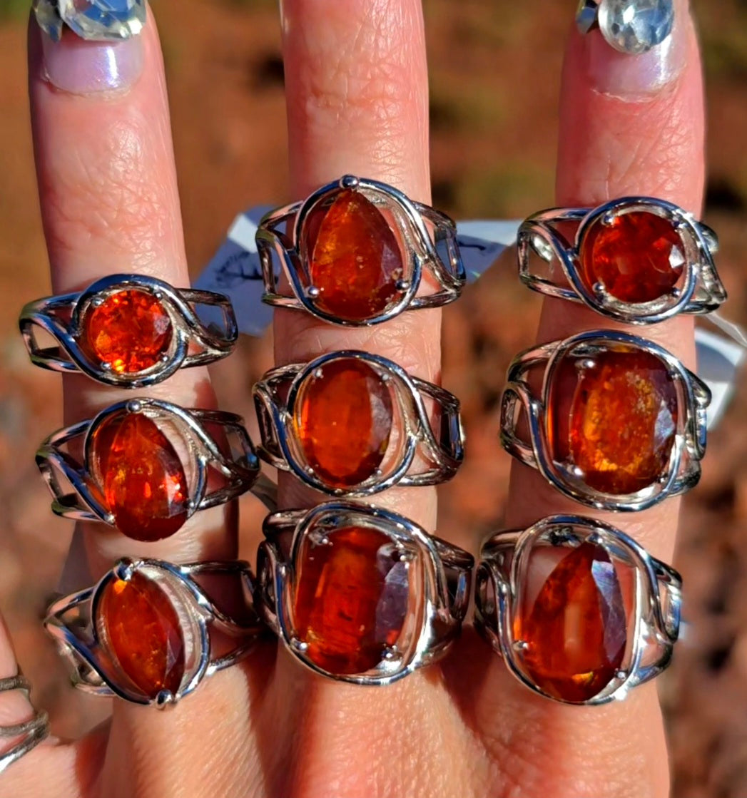 Red Zircon (Hyacinth/Jacinth) Meaning and Healing Properties ...