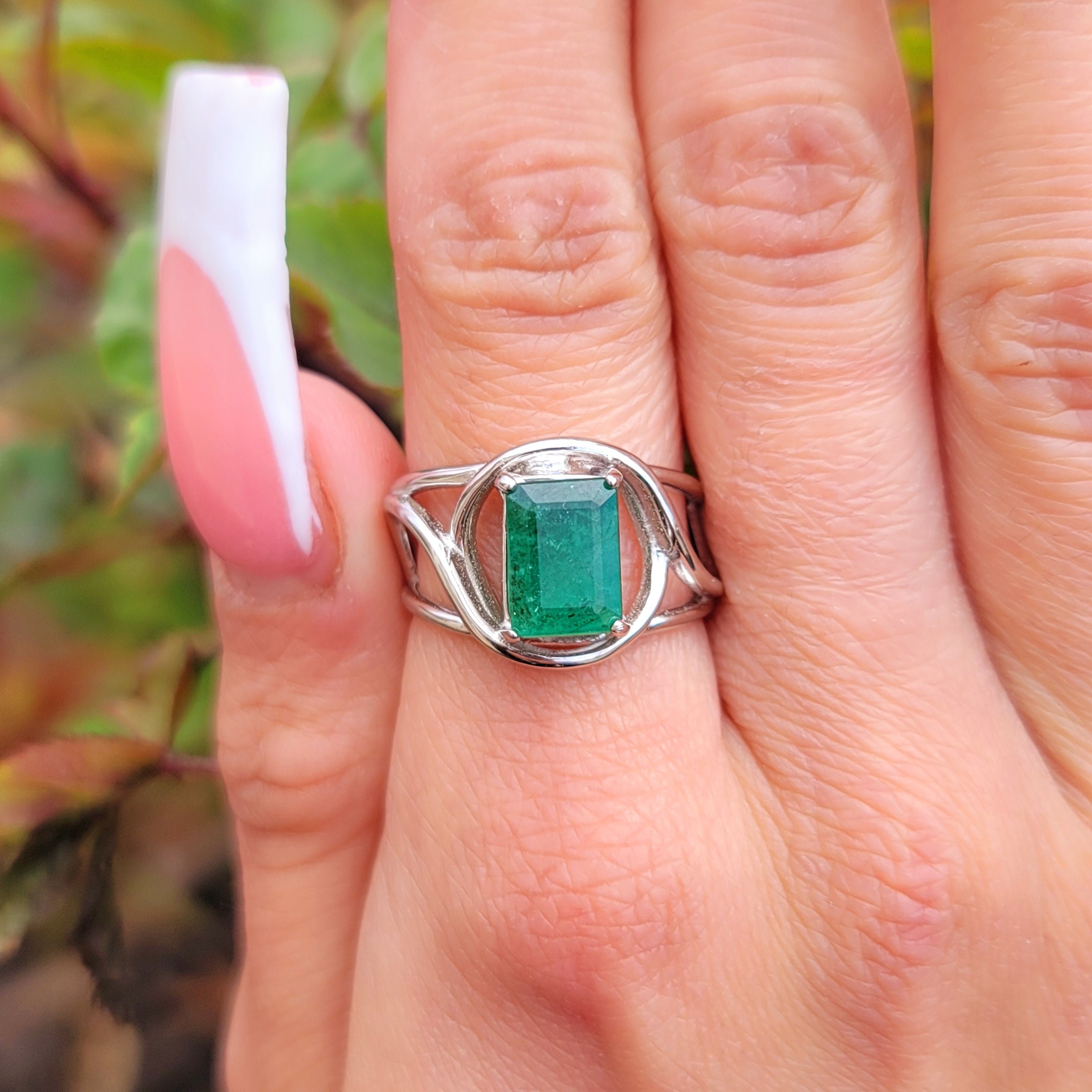 Emerald Adjustable Finger Bracelet .925 Silver for Abundance, Love and Wealth