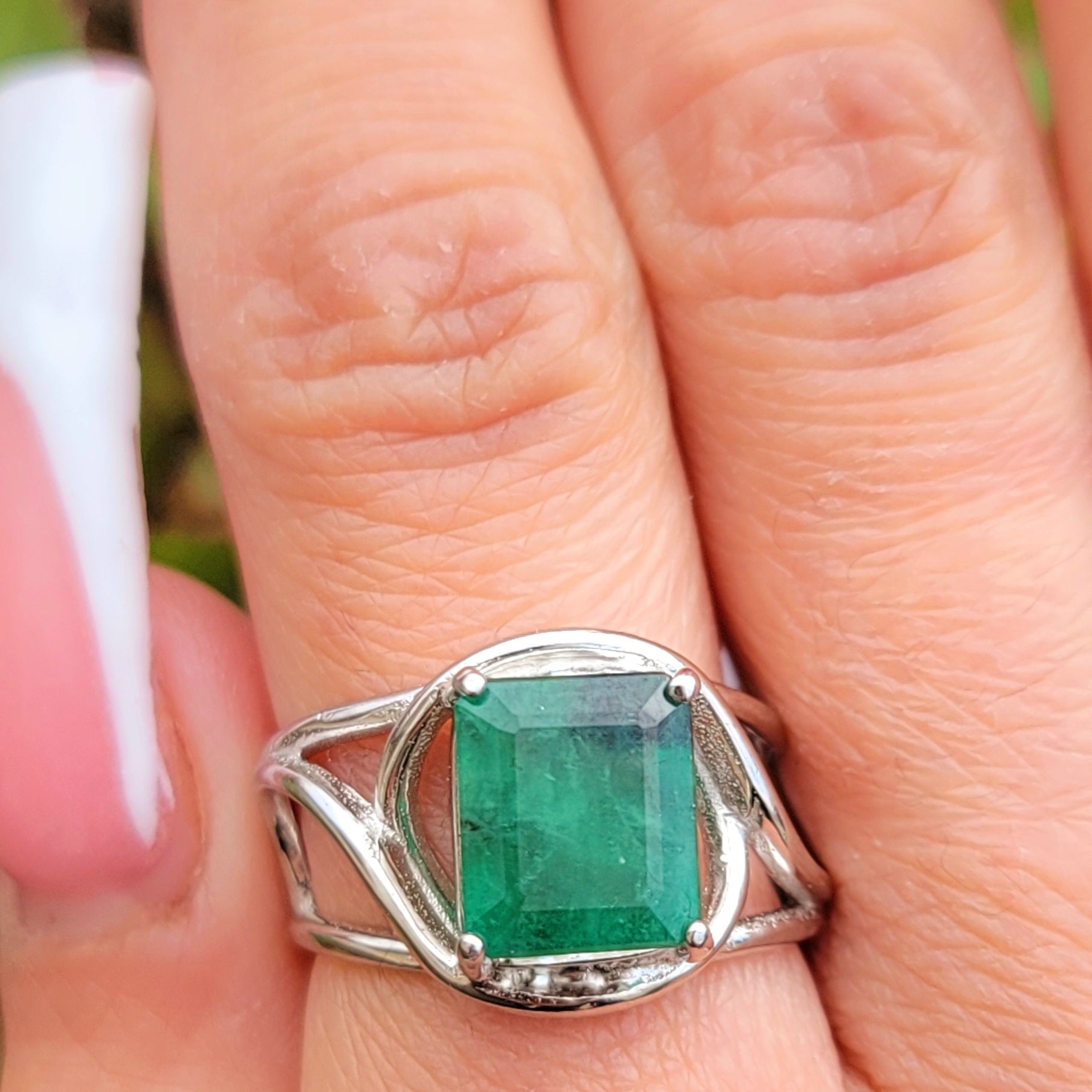 Emerald Adjustable Finger Bracelet .925 Silver for Abundance, Love and Wealth