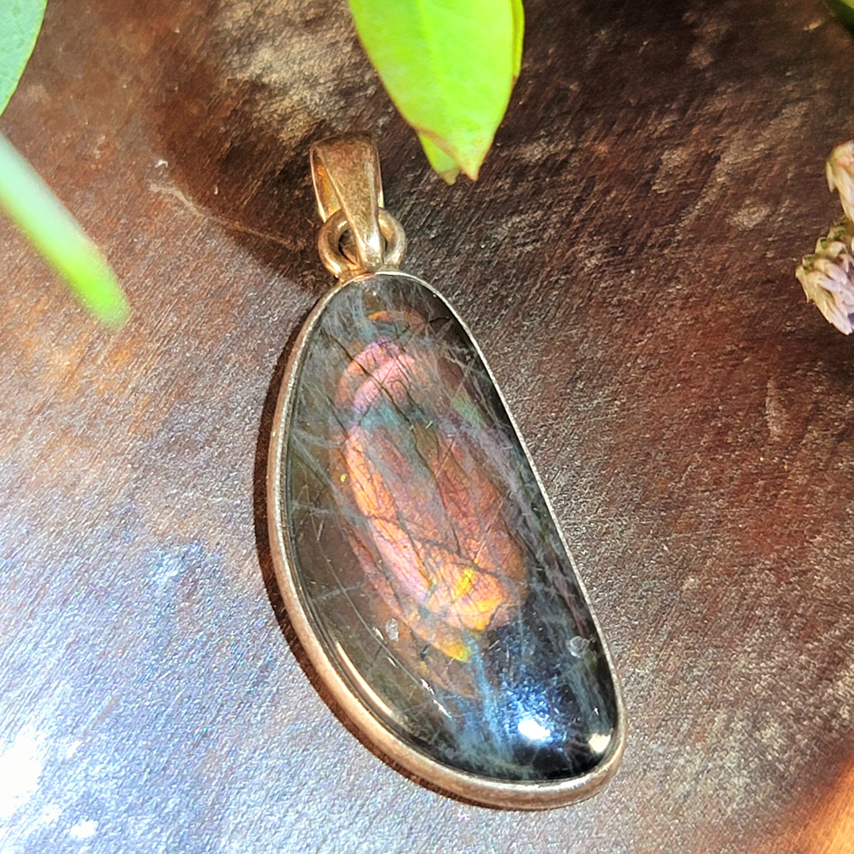 Spectrolite Pendant .925 Silver for Intuition, Magic and Transformation