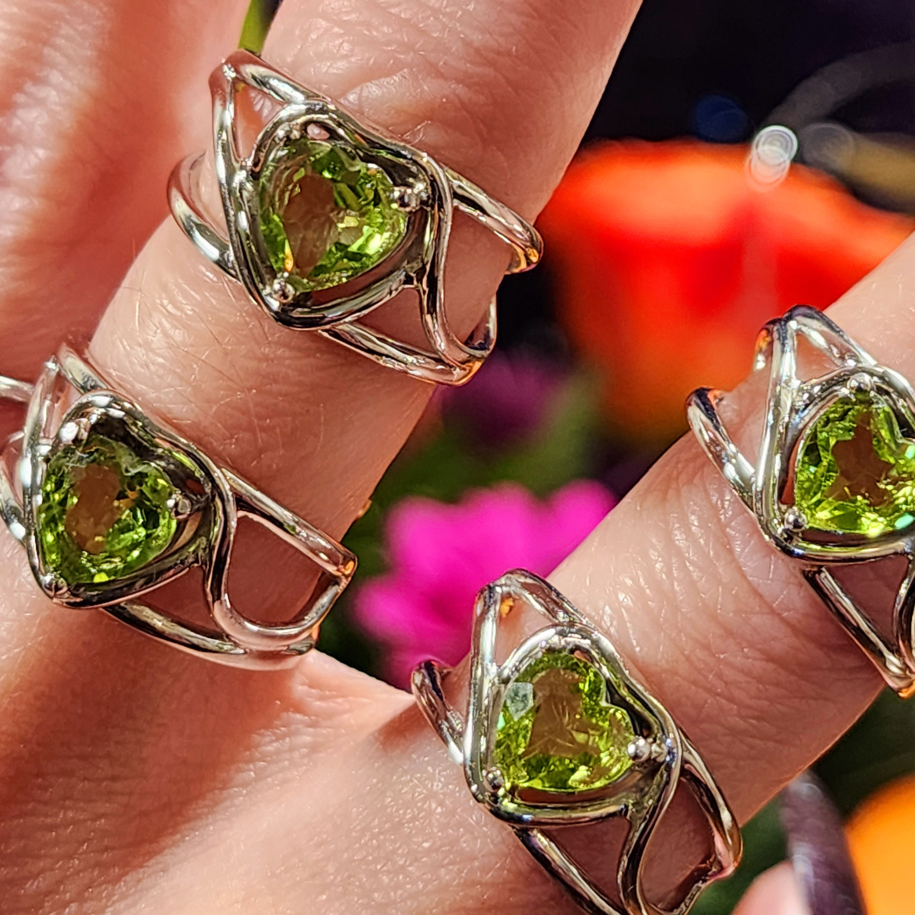 Peridot Heart Finger Cuff Adjustable Ring .925 Silver for Health, Prosperity and Protection