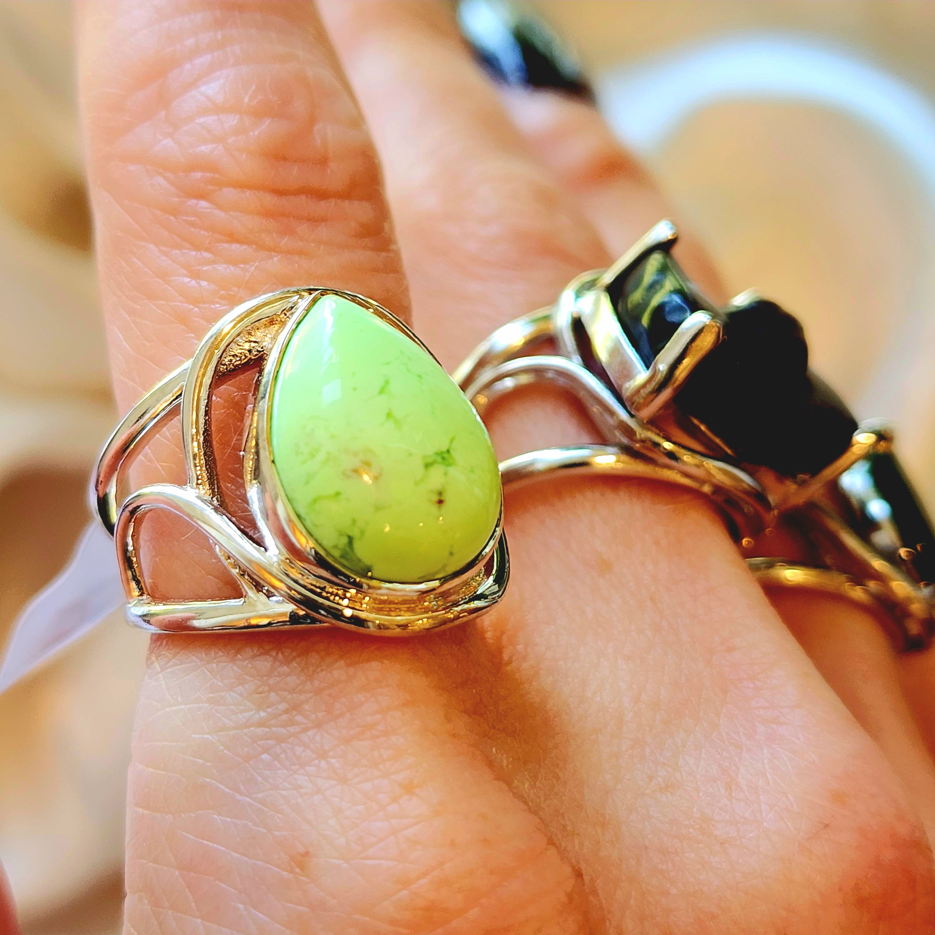 Citron Chrysoprase Cuff Ring .925 Sterling Silver for Compassion, Joy and Kindness