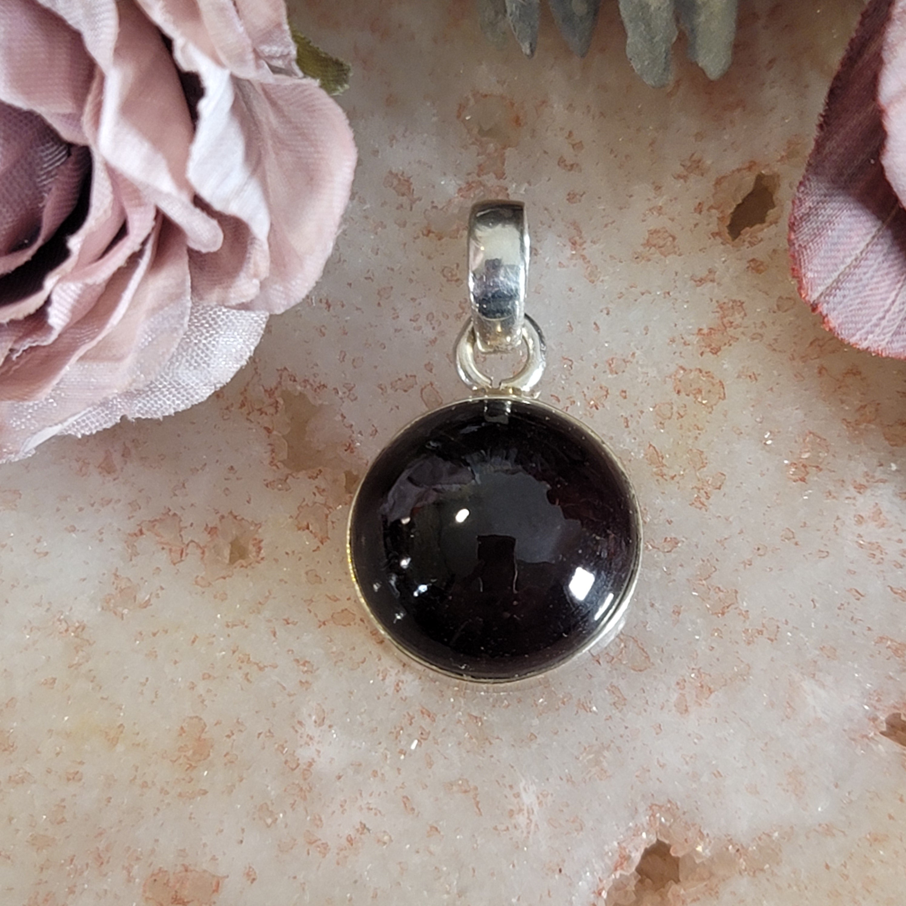 Star Garnet Pendant .925 Silver for Health, Grounding and Protection