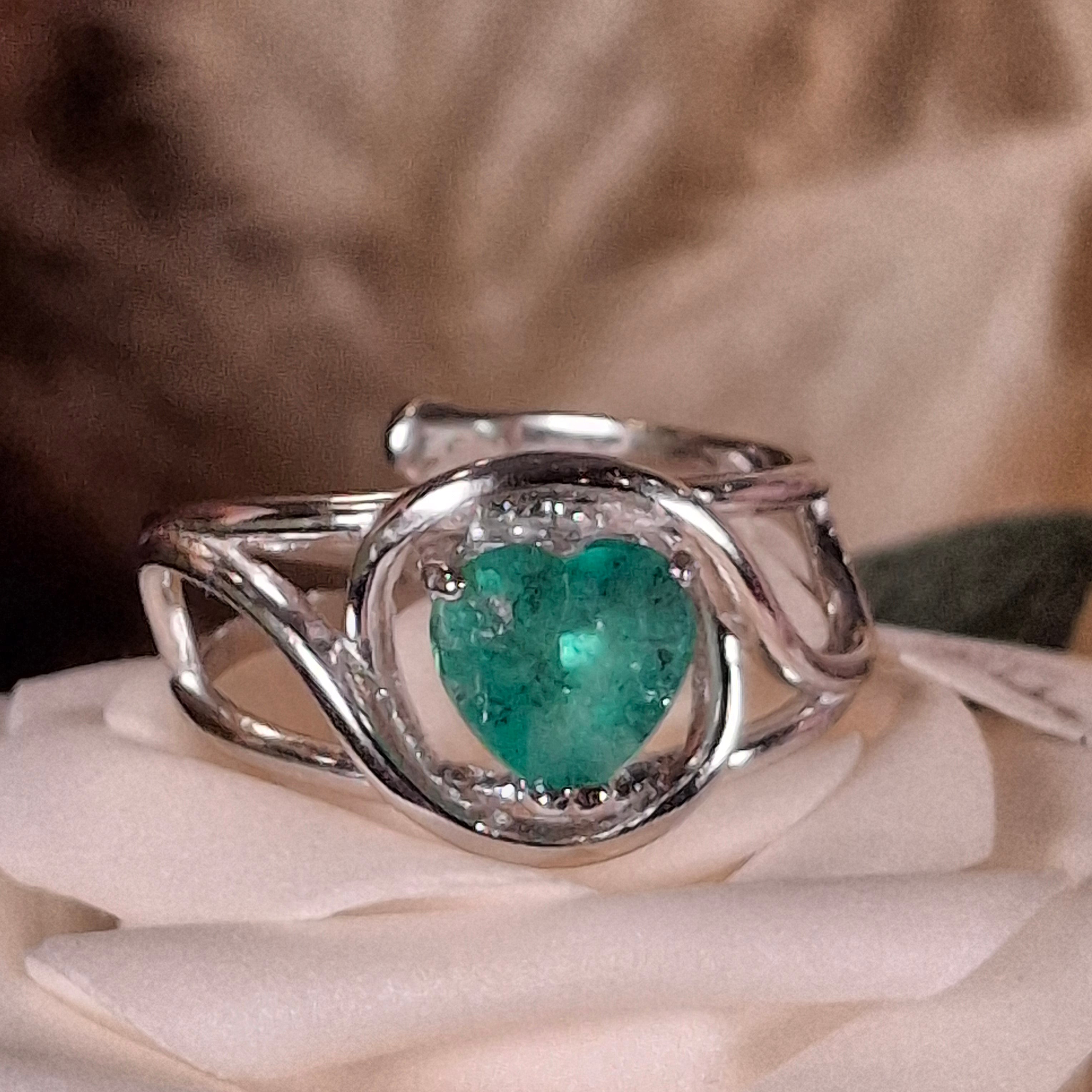 Emerald Cuff Ring .925 Sterling Silver for Abundance, Love and Wealth