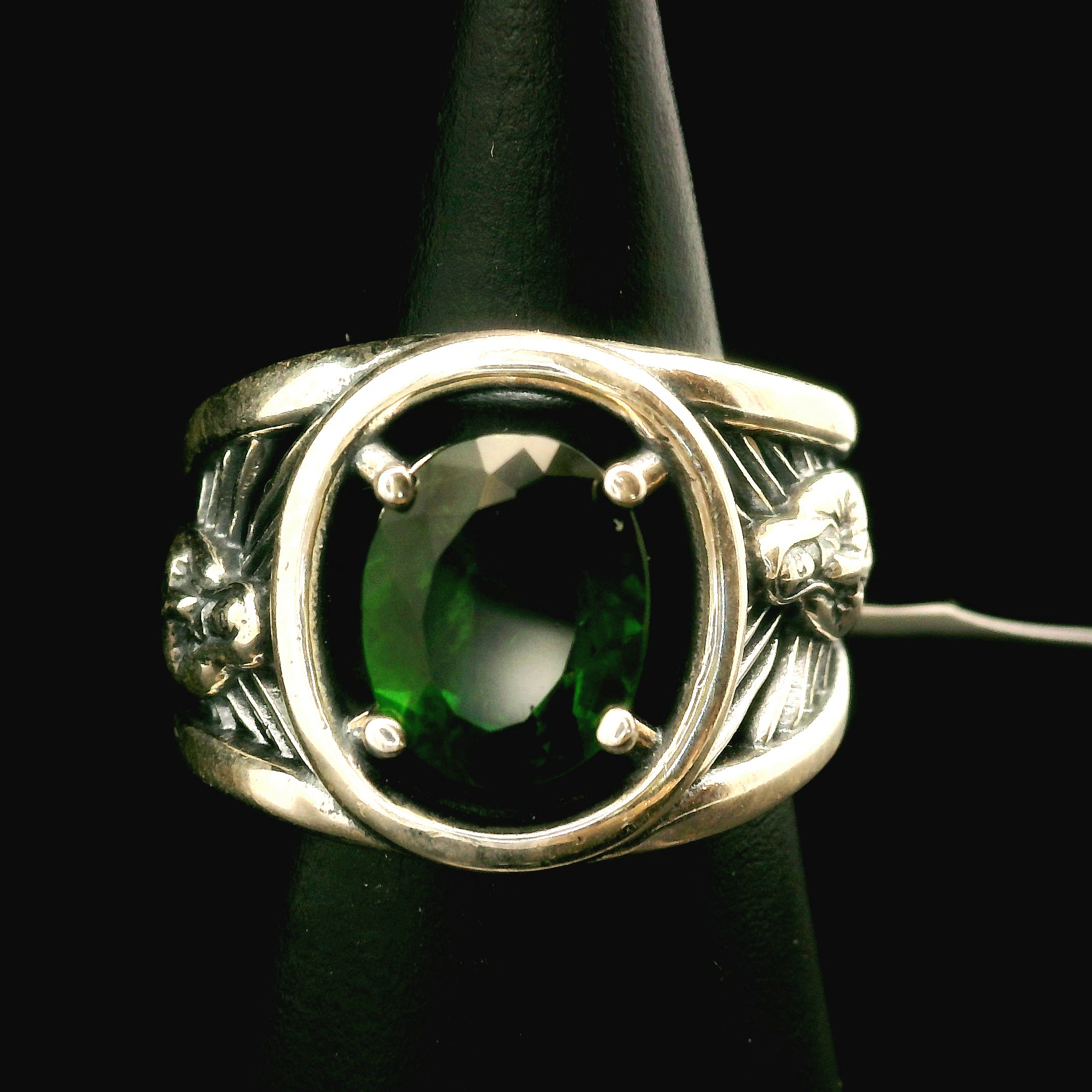 Chrome Diopside Mother Mary Cuff Ring .925 Silver for Compassion, Emotional Healing and Global Healing