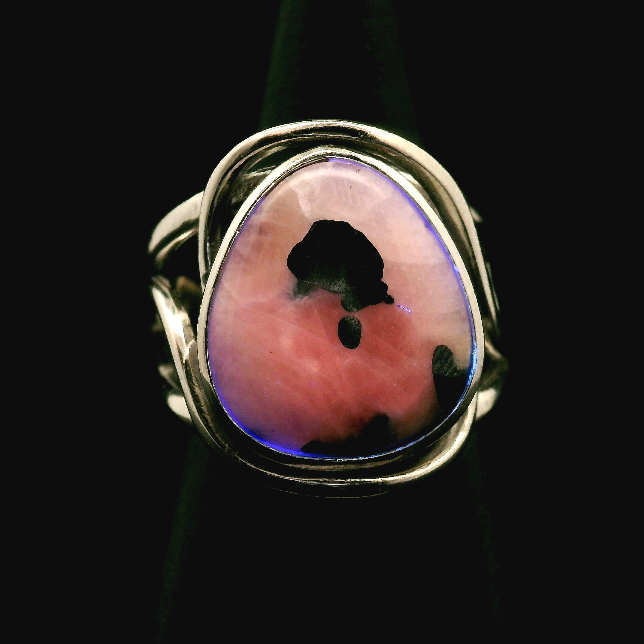 Willemite Cuff Ring 925 Silver for Creativity, Focus and Transformation