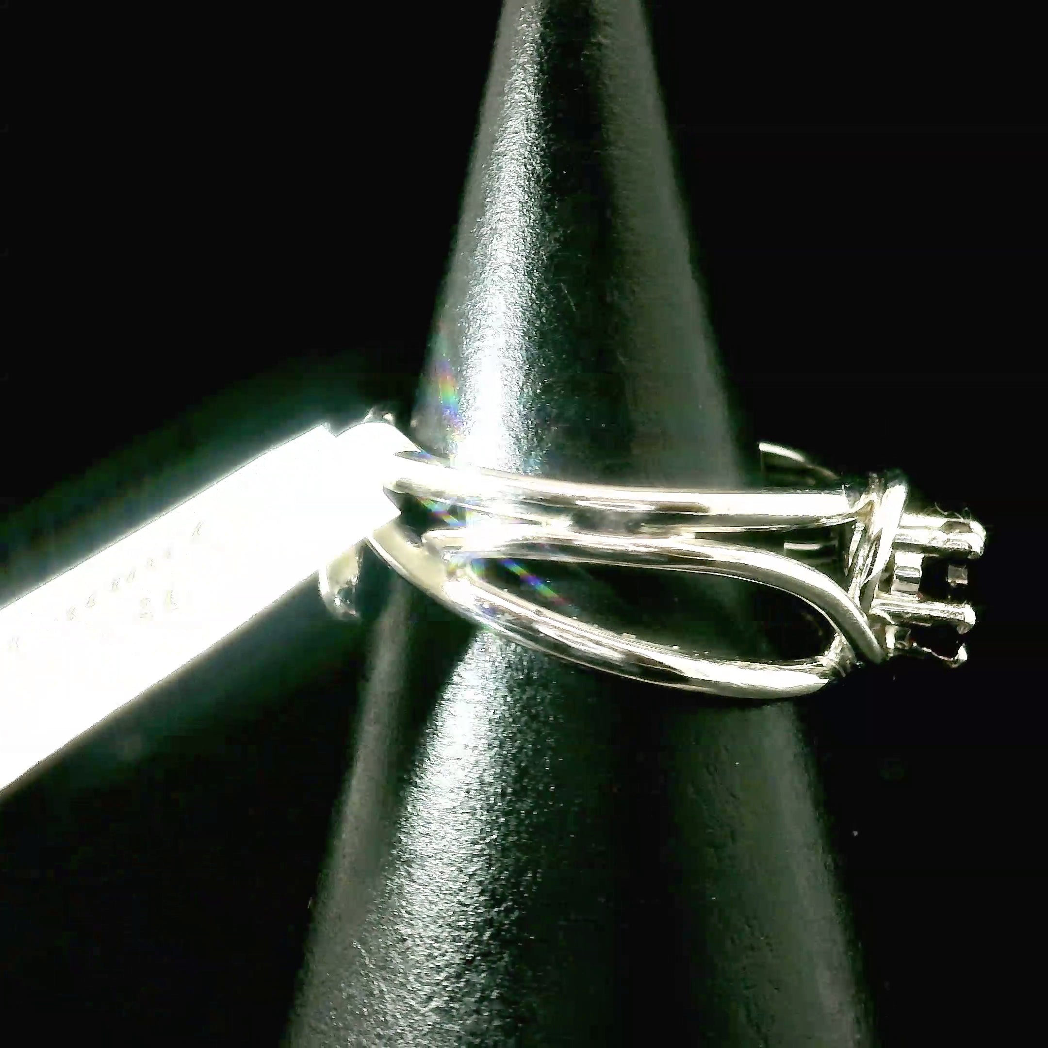 Garnet Midi Cuff Ring .925 Silver for Health and Strength