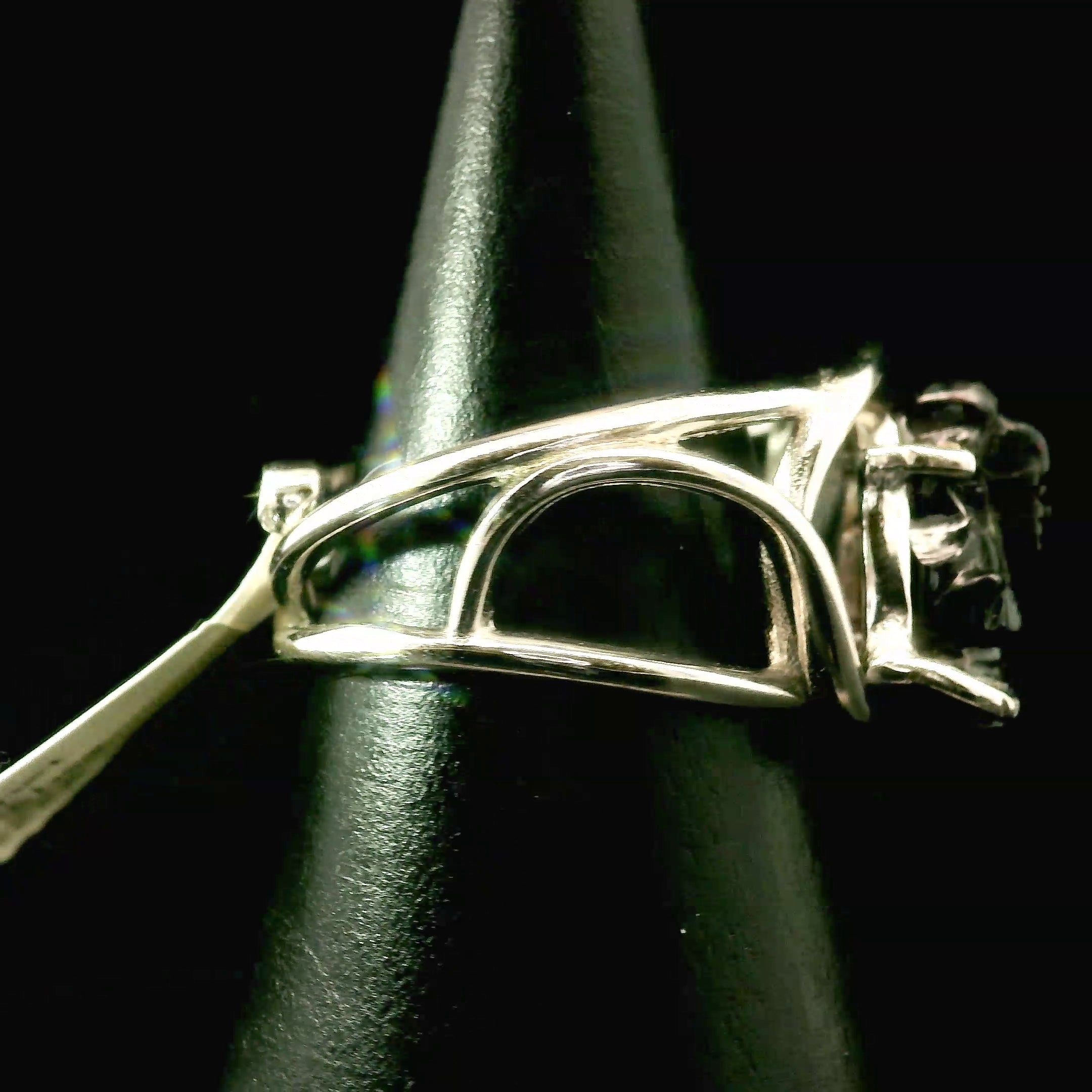 Garnet Ganesha Cuff Ring .925 Silver for Health and Strength