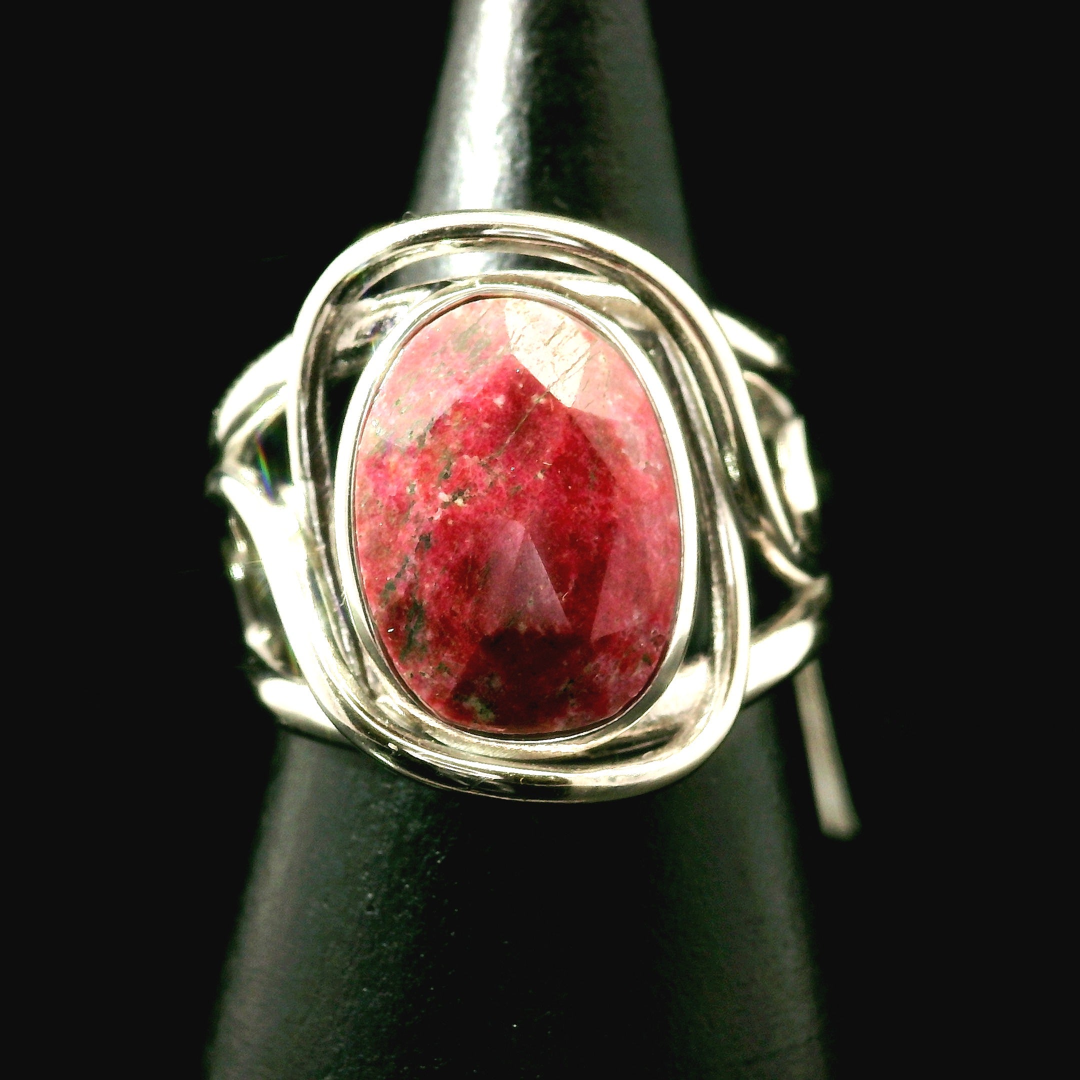 Thulite Rose Cut Cuff Ring .925 Silver for Expressing Love and Experiencing Pleasure
