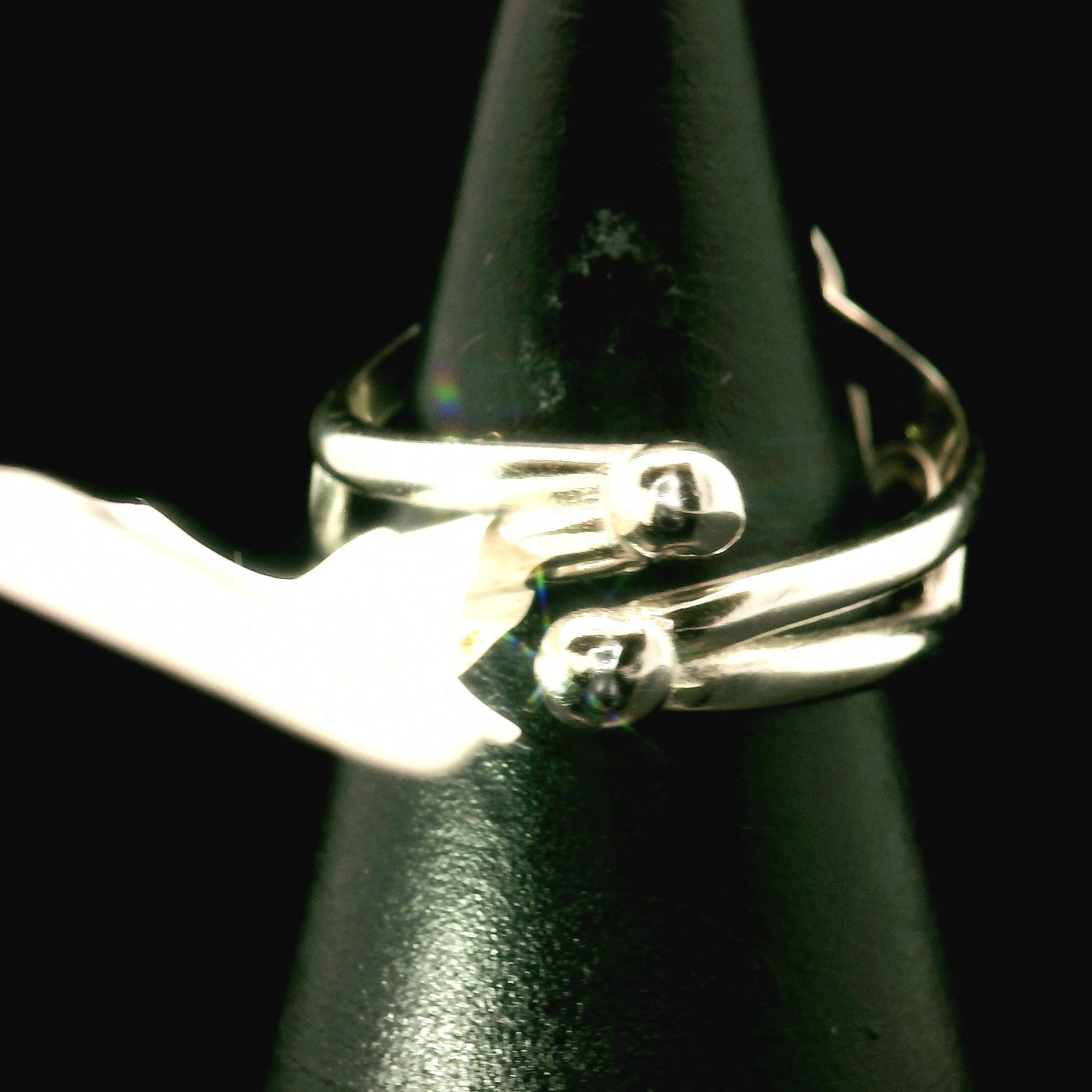 Vanadinite Cuff Ring 925 Silver for Joy, Love and Empowerment