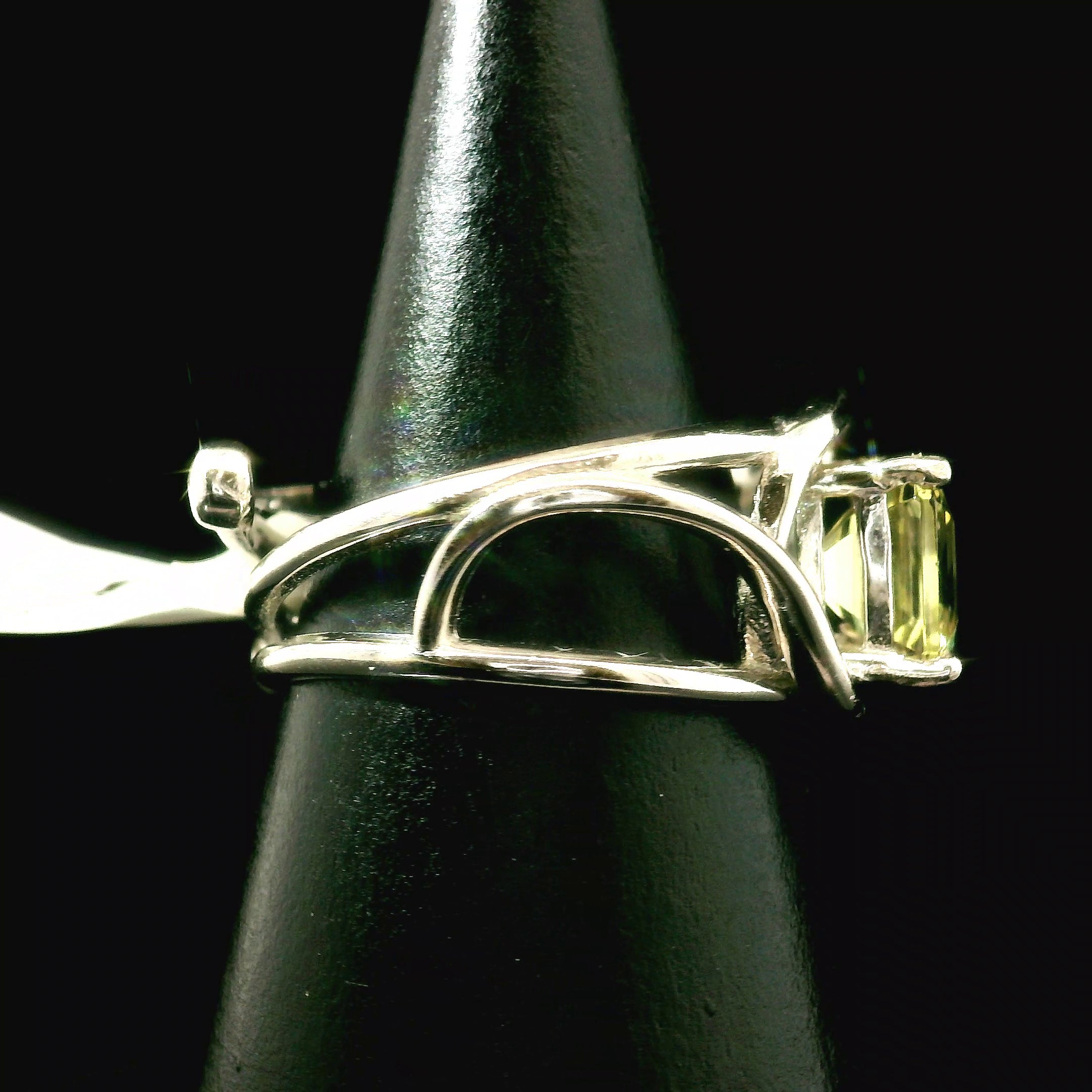 Golden Apatite Cuff Ring .925 Silver for Creation, Confidence and Manifestation