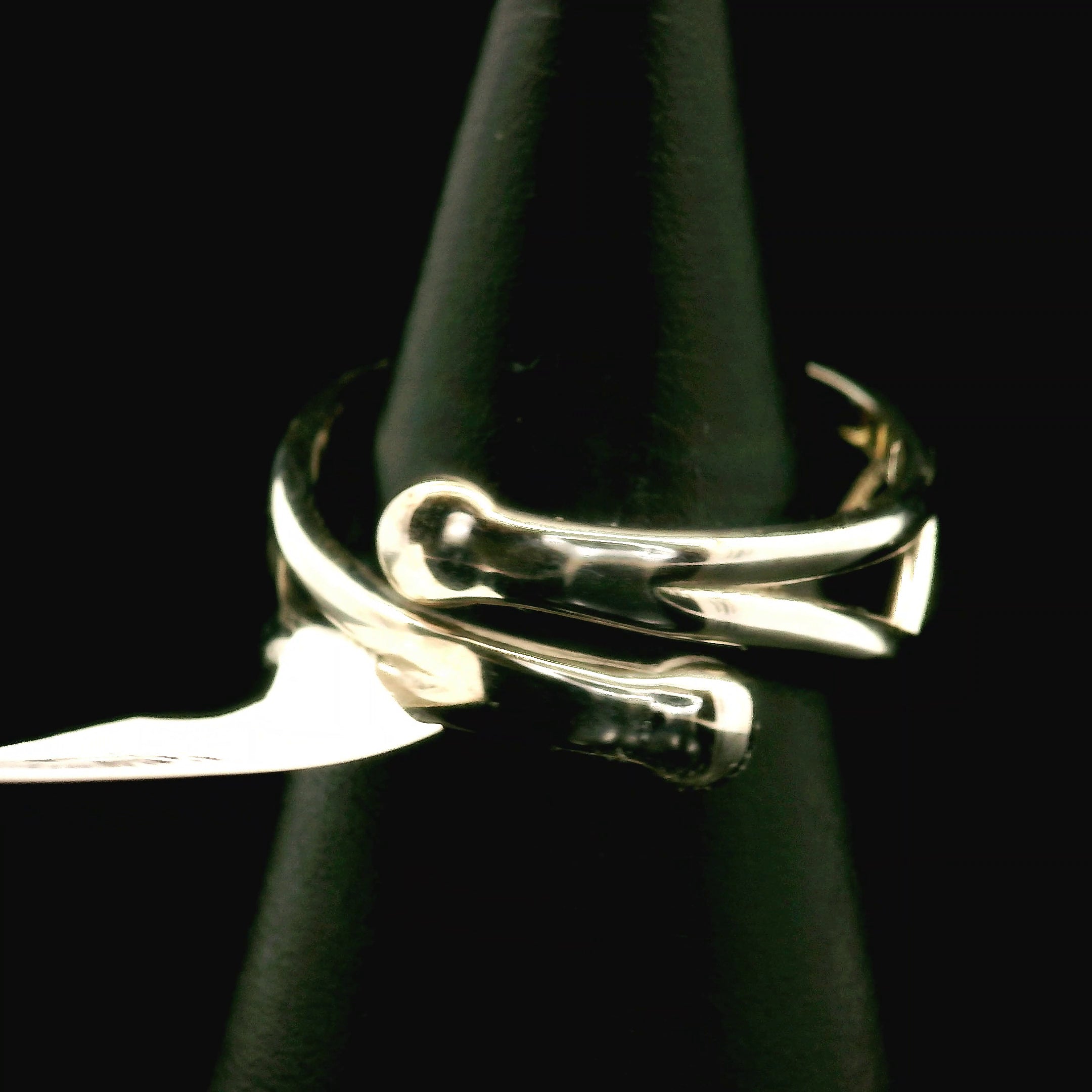 Citrine and Perdiot Heart Cuff Ring .925 Silver for Abundance, Good Luck and Positivity