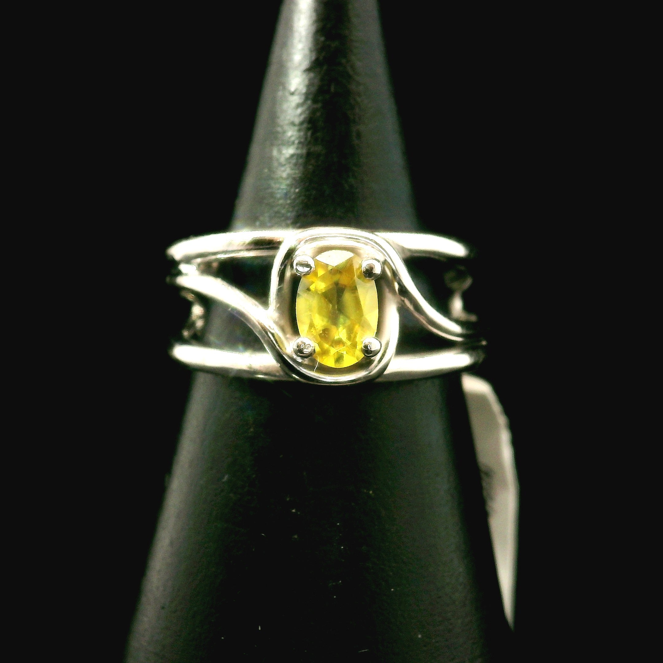 Sphene Midi Cuff Ring .925 Silver for Revitalizing your Life Force Energy and Accelerates Manifestations