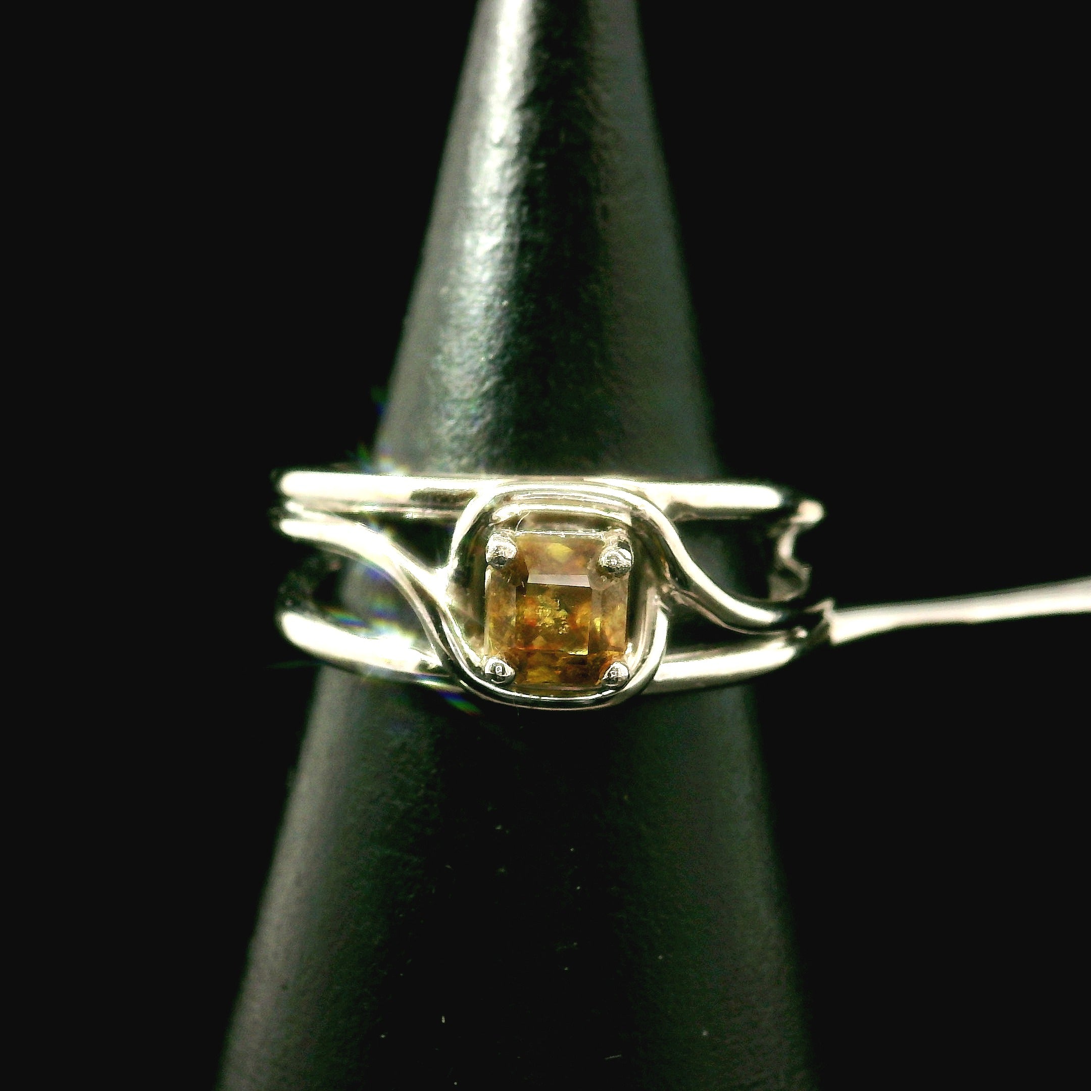 Sphene Midi Cuff Ring .925 Silver for Revitalizing your Life Force Energy and Accelerates Manifestations