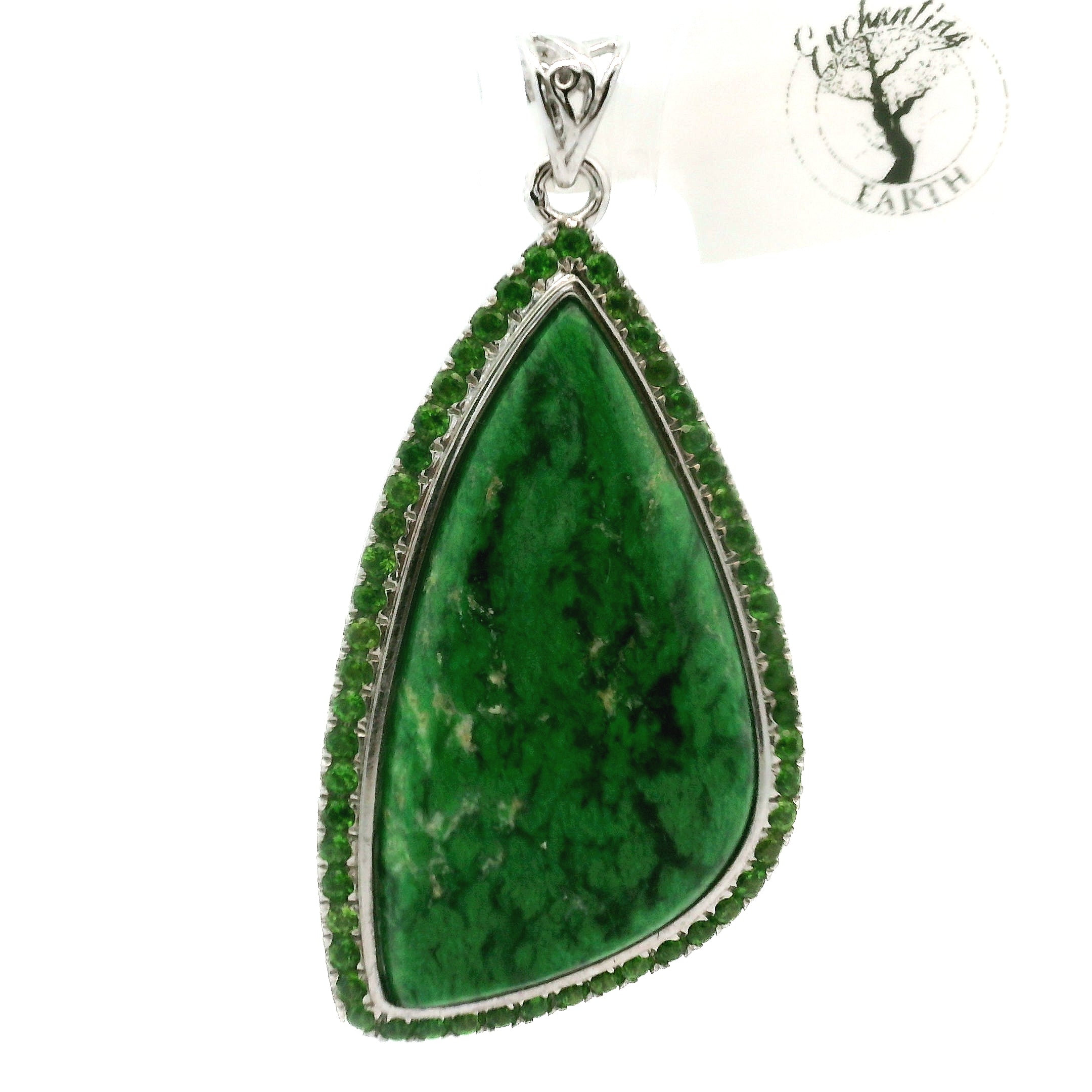 Maw Sit Sit with Chrome Diopside Pavé Pendant .925 Silver for Attracting New Relationships and Opportunities