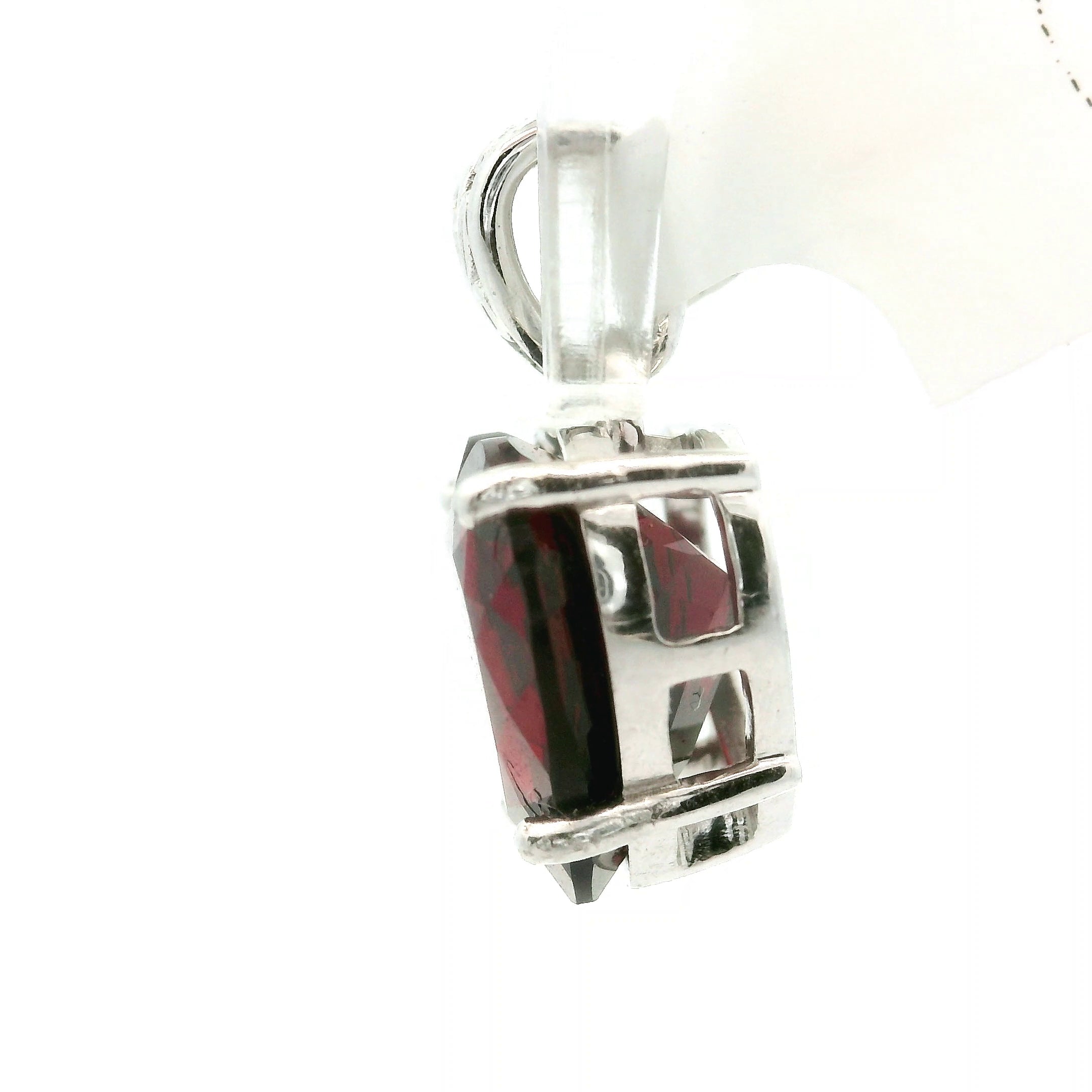 Garnet Faceted Pendant .925 Silver for Strength and Universal Connection