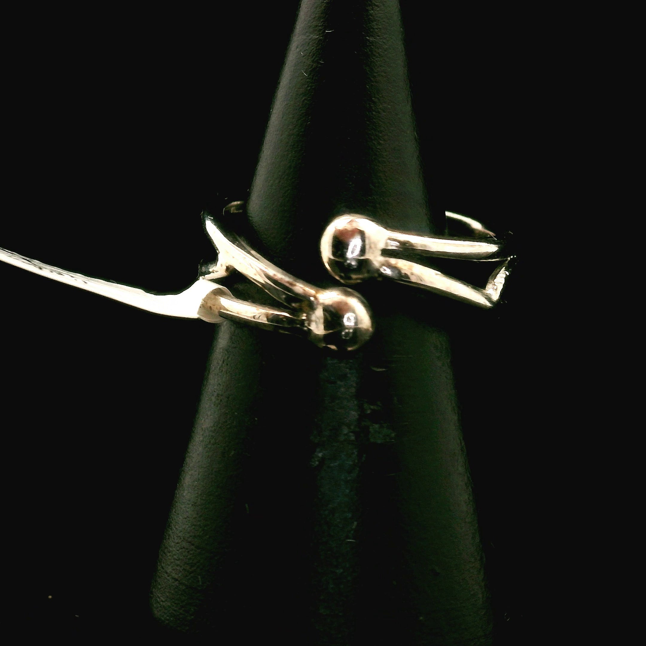 Colombian Emerald Midi Cuff Ring .925 Sterling Silver for Abundance, Love and Wealth