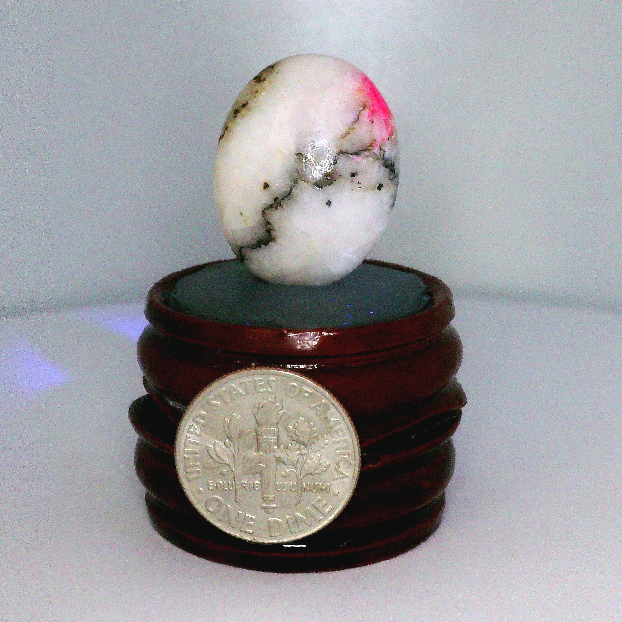 Tugtupite Palm Stone for Joy, Manifestation, Romance, Relationship Healing and Good Luck