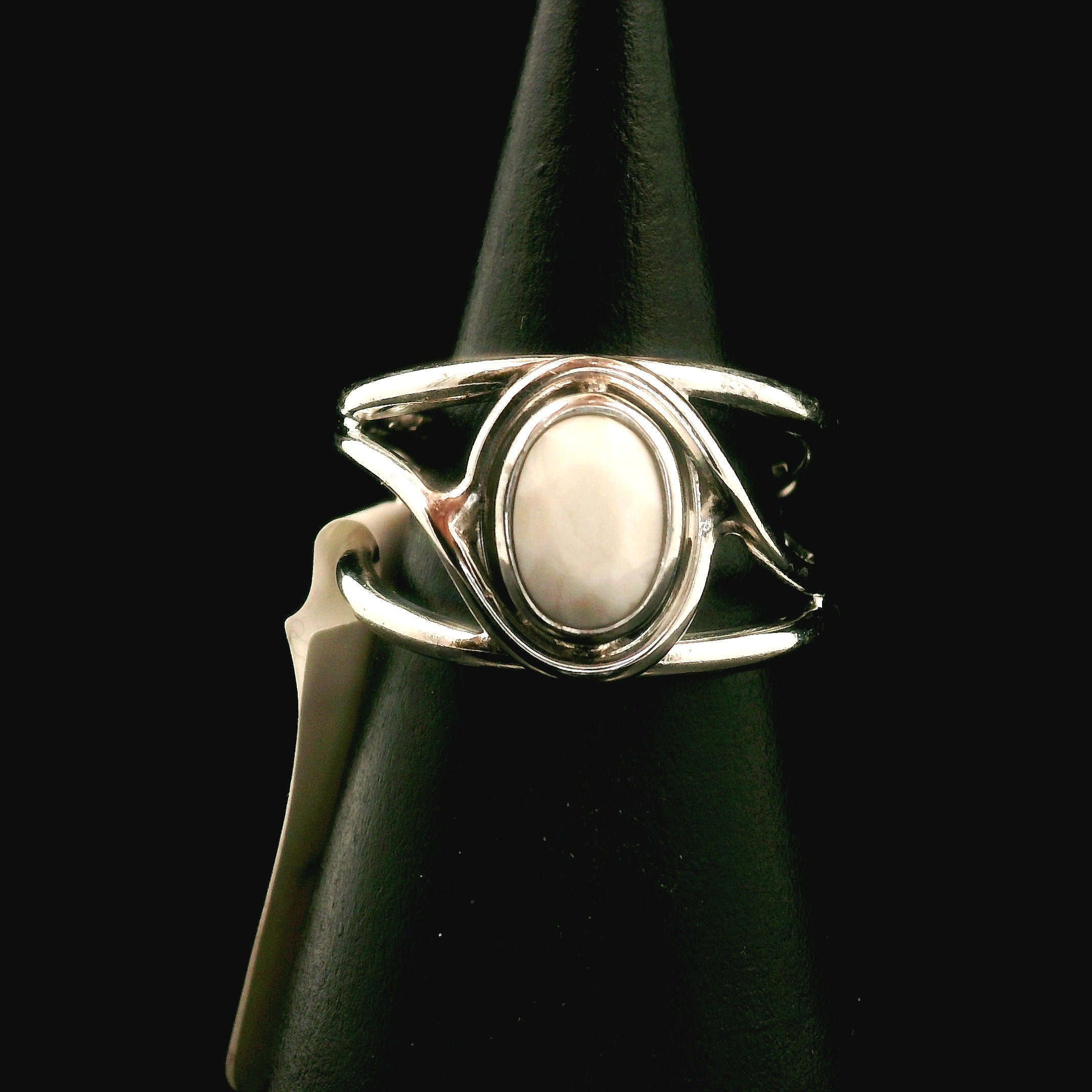 Howlite Faceted Midi Cuff Ring .925 Silver for Awareness, Calmness and Wisdom