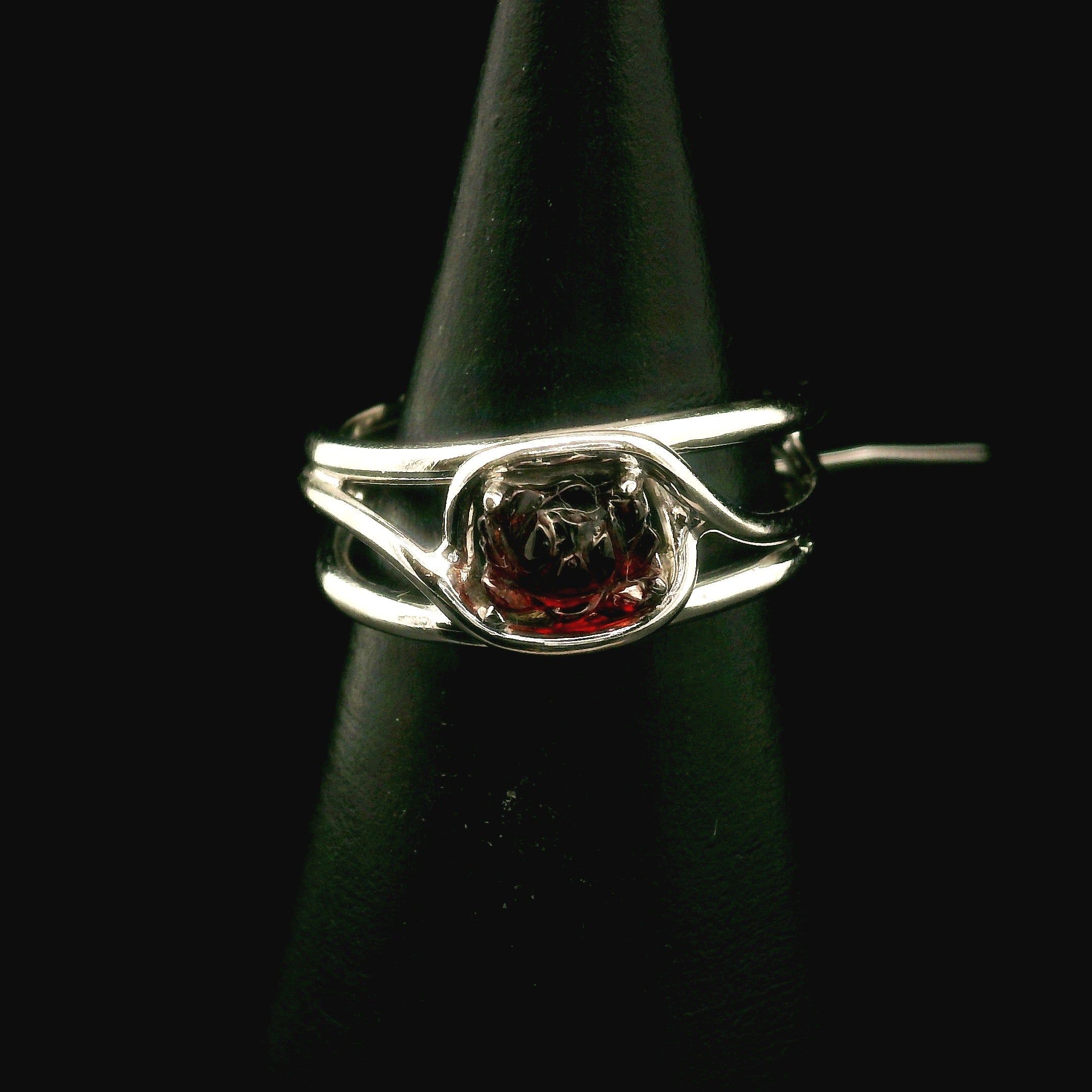 Garnet Lotus Cuff Ring .925 Silver for Health and Strength