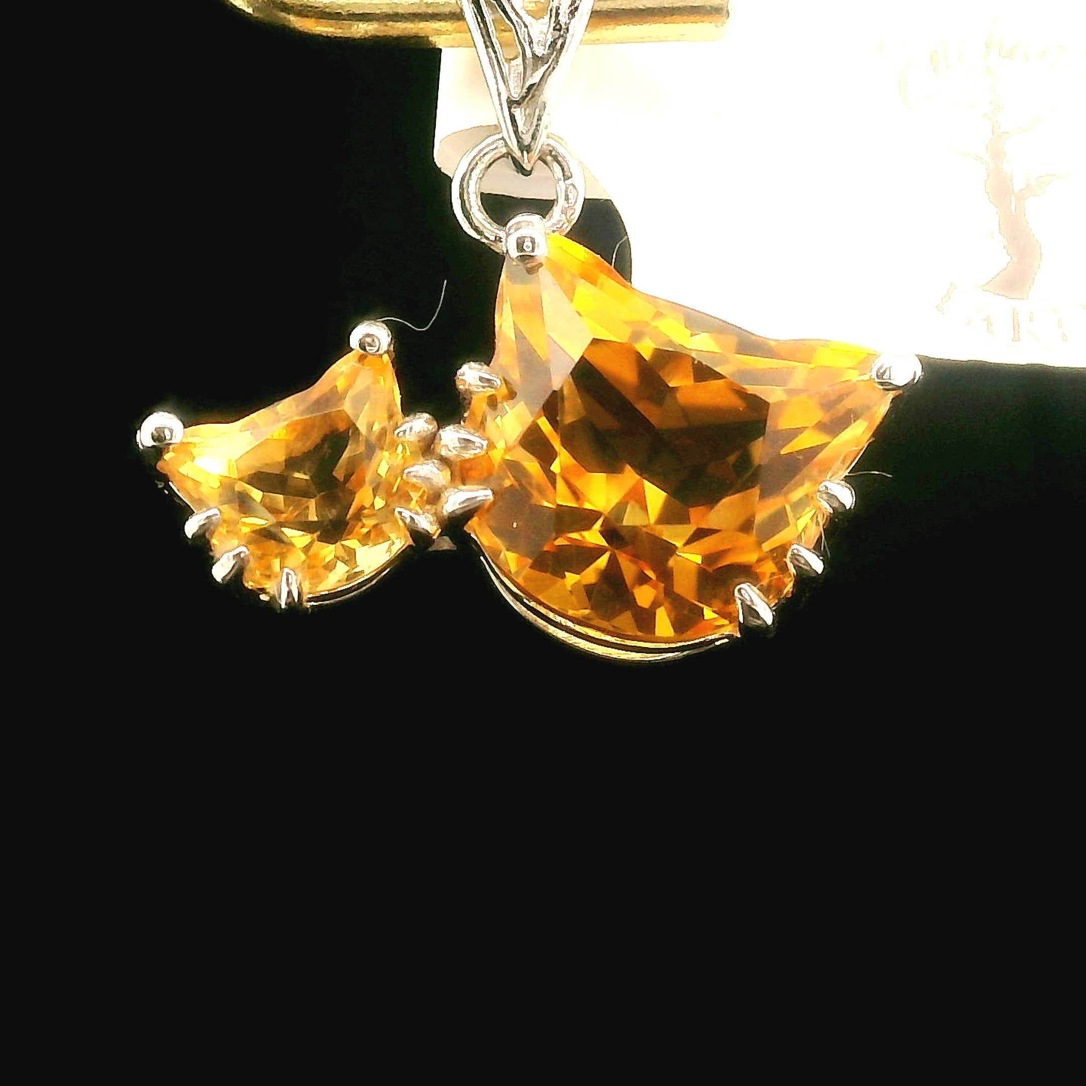 Double Cat Faceted Pendant .925 Silver