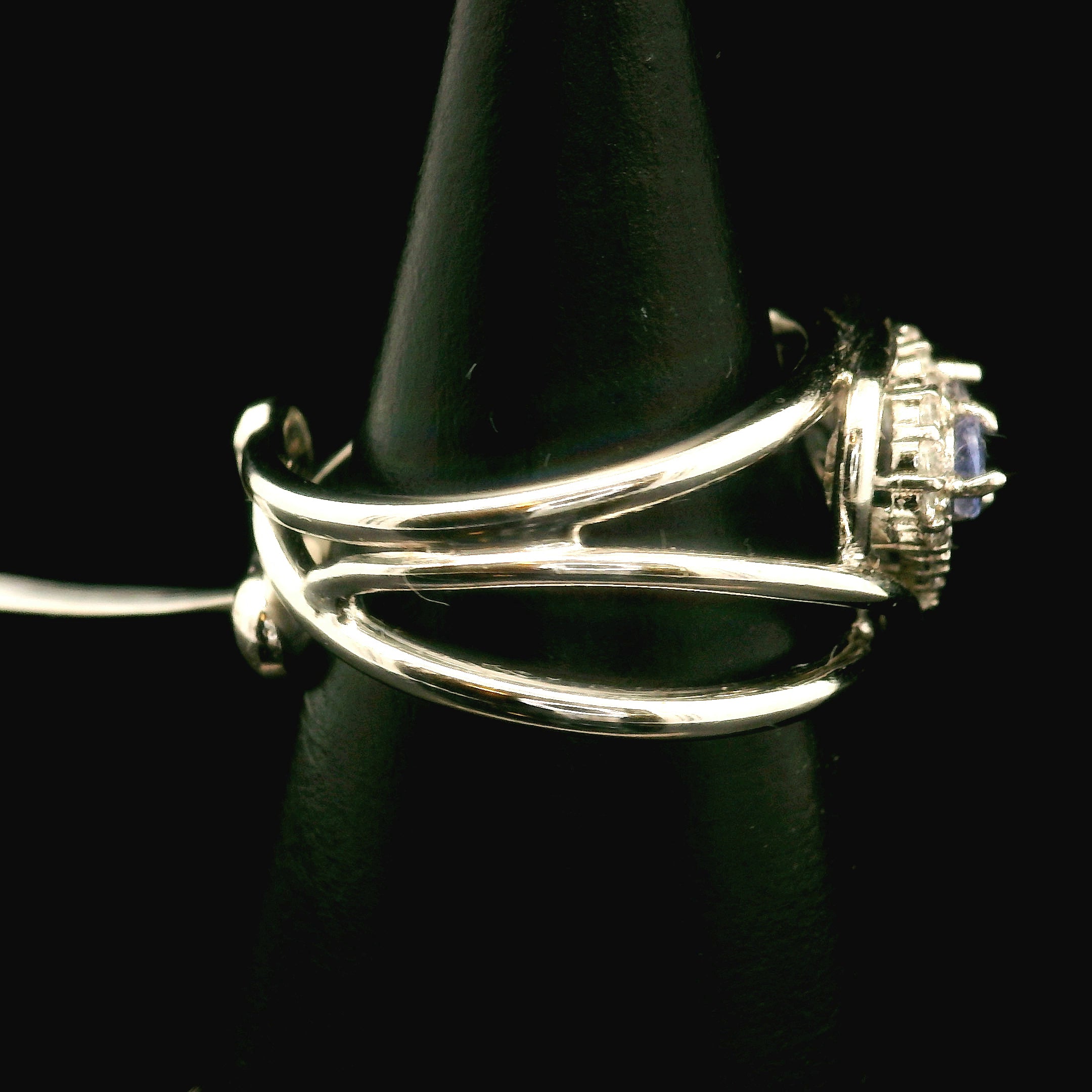 Tanzanite Heart Cuff Ring .925 Silver for Elevating your Consciousness