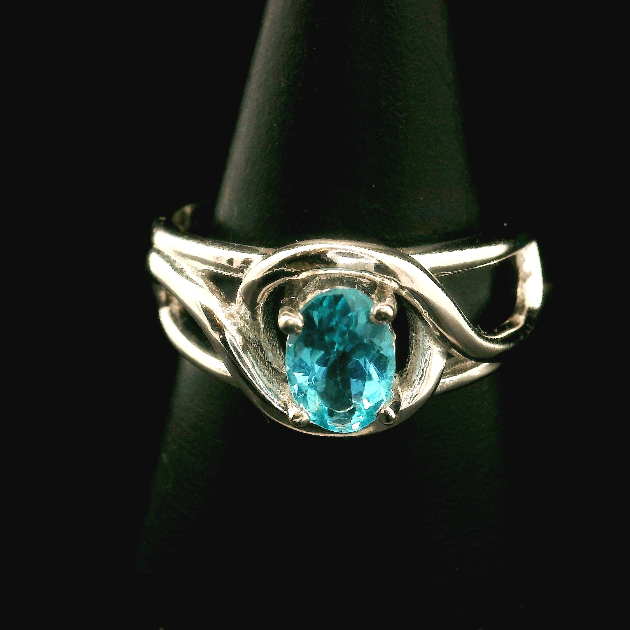 Blue Apatite Cuff Ring .925 Silver for Overall Health and Wellness