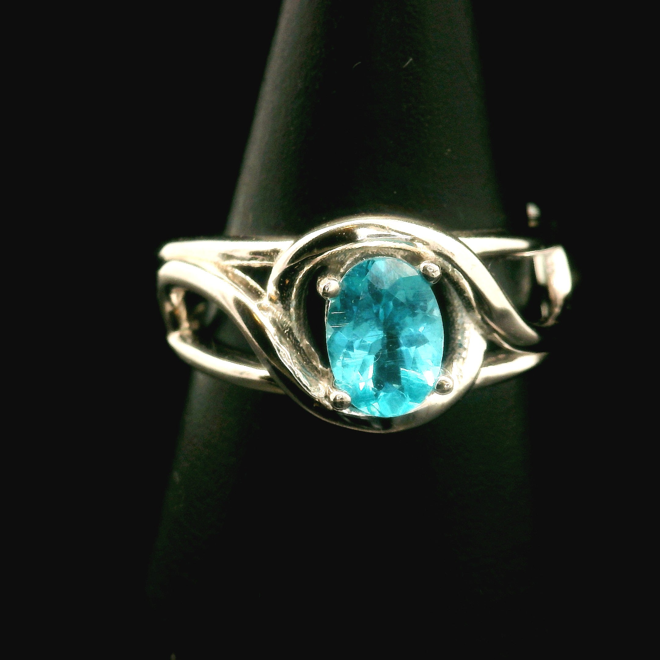 Blue Apatite Cuff Ring .925 Silver for Overall Health and Wellness