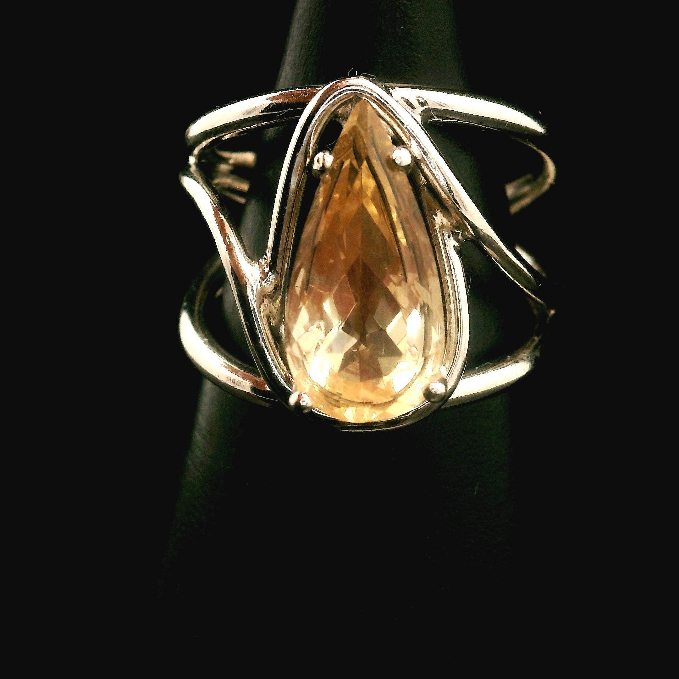 Oregon Sunstone Cuff Ring .925 Silver for Confidence and Strength