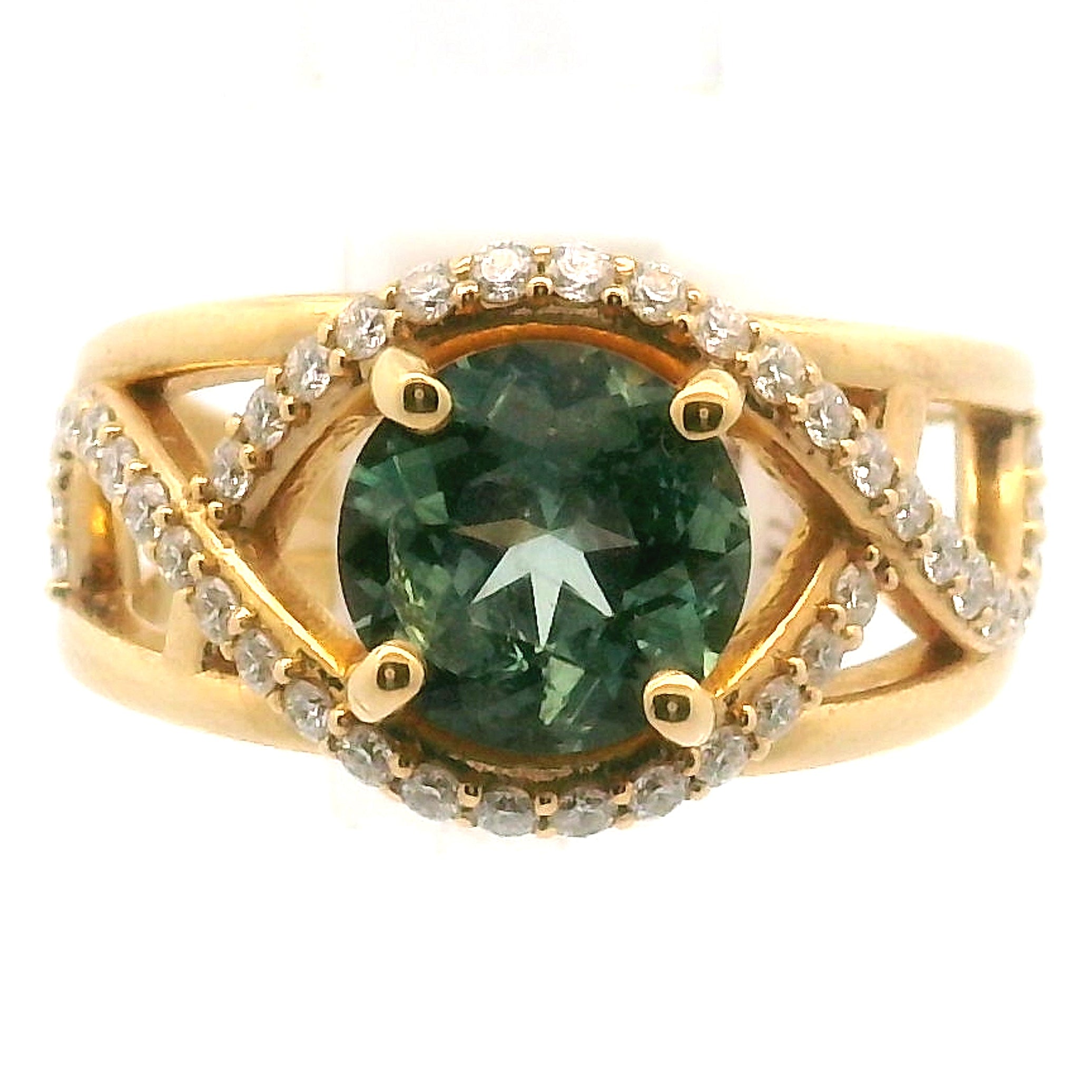Montana Sapphire with Diamond Pave Cuff Ring in 18K Gold for Dream-work and Self-Discipline