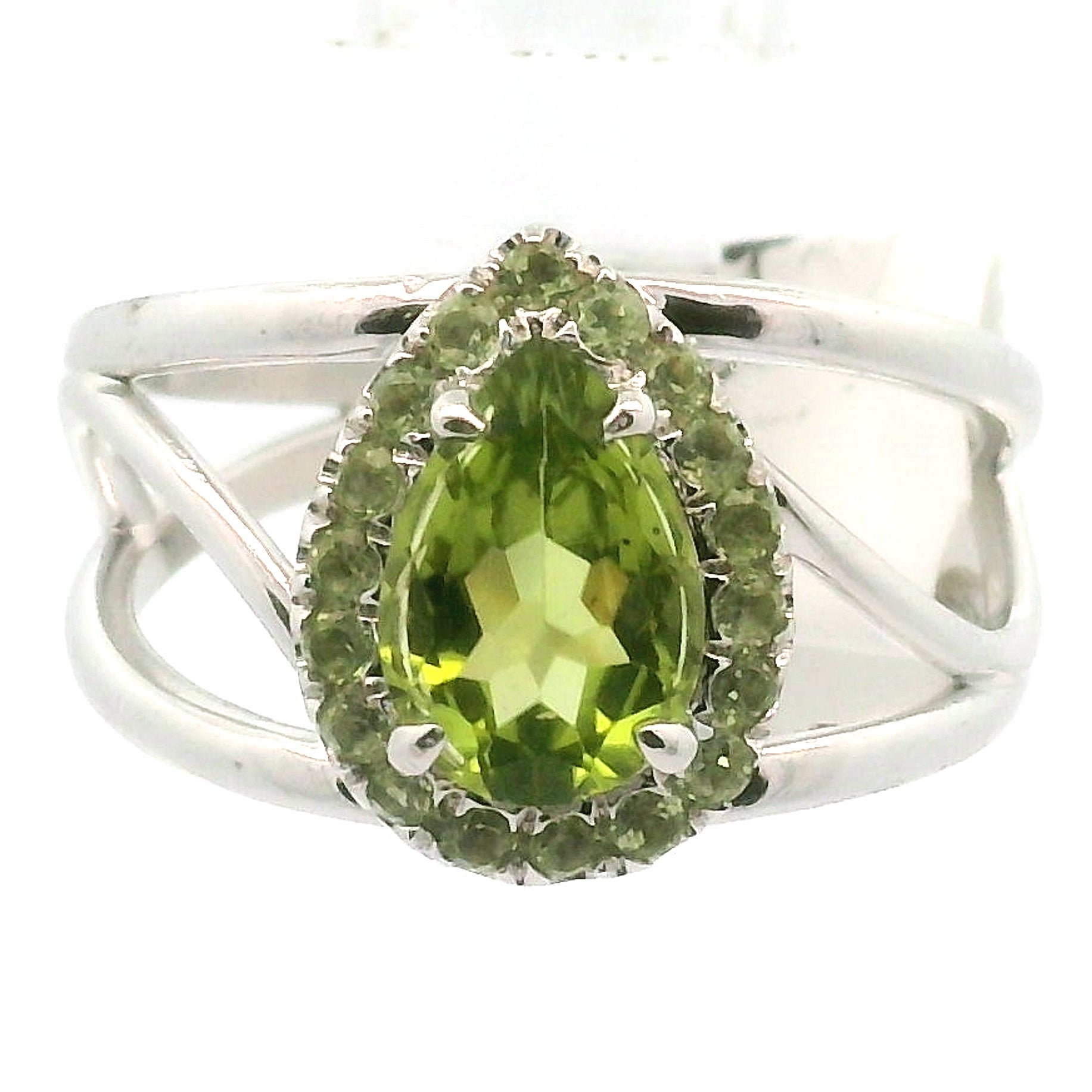 Peridot Pavé Cuff Ring .925 Silver for Self-Compassion and a Deeper Connection with Nature