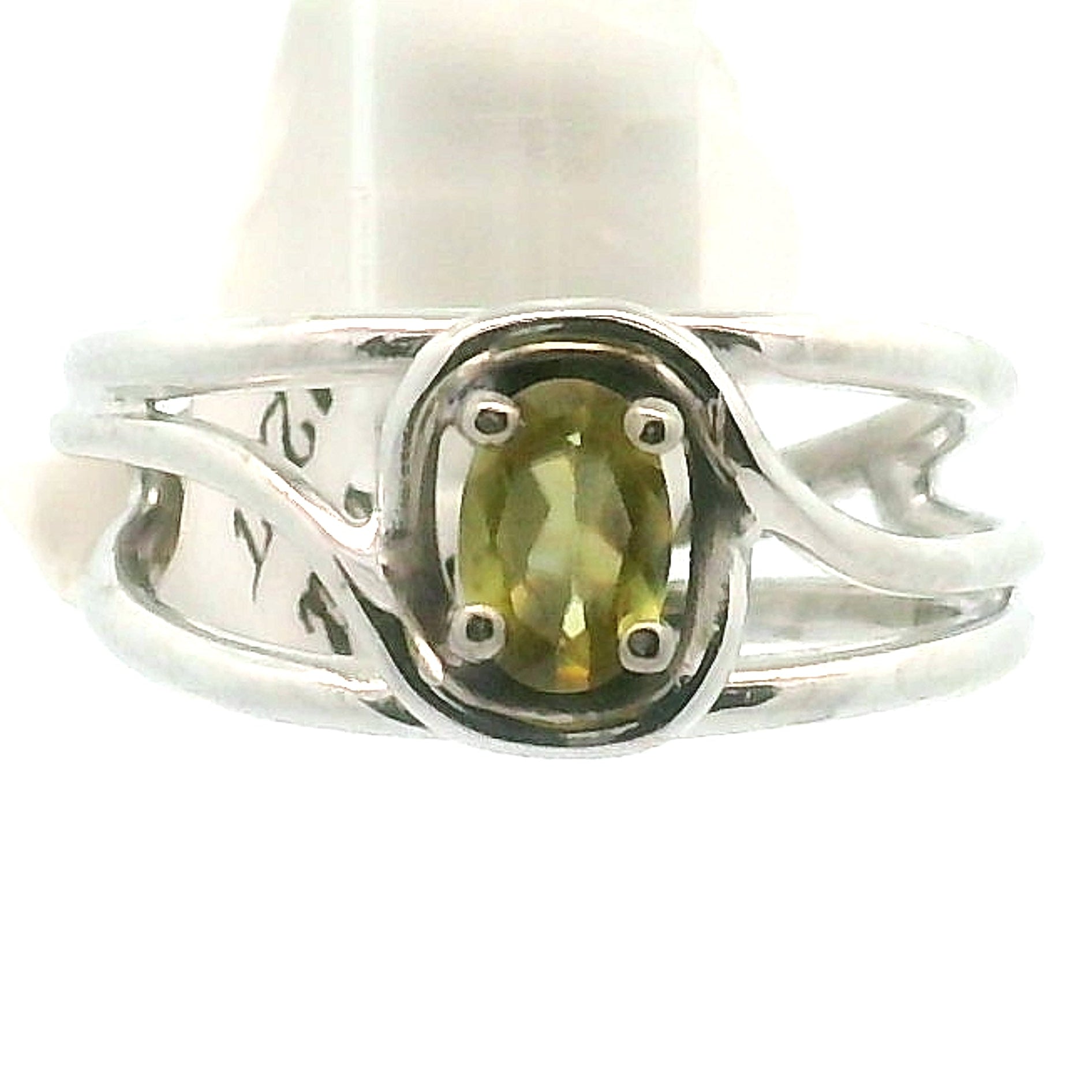 Sphene Midi Cuff Ring .925 Silver for Revitalizing your Life Force Energy and Accelerates Manifestations