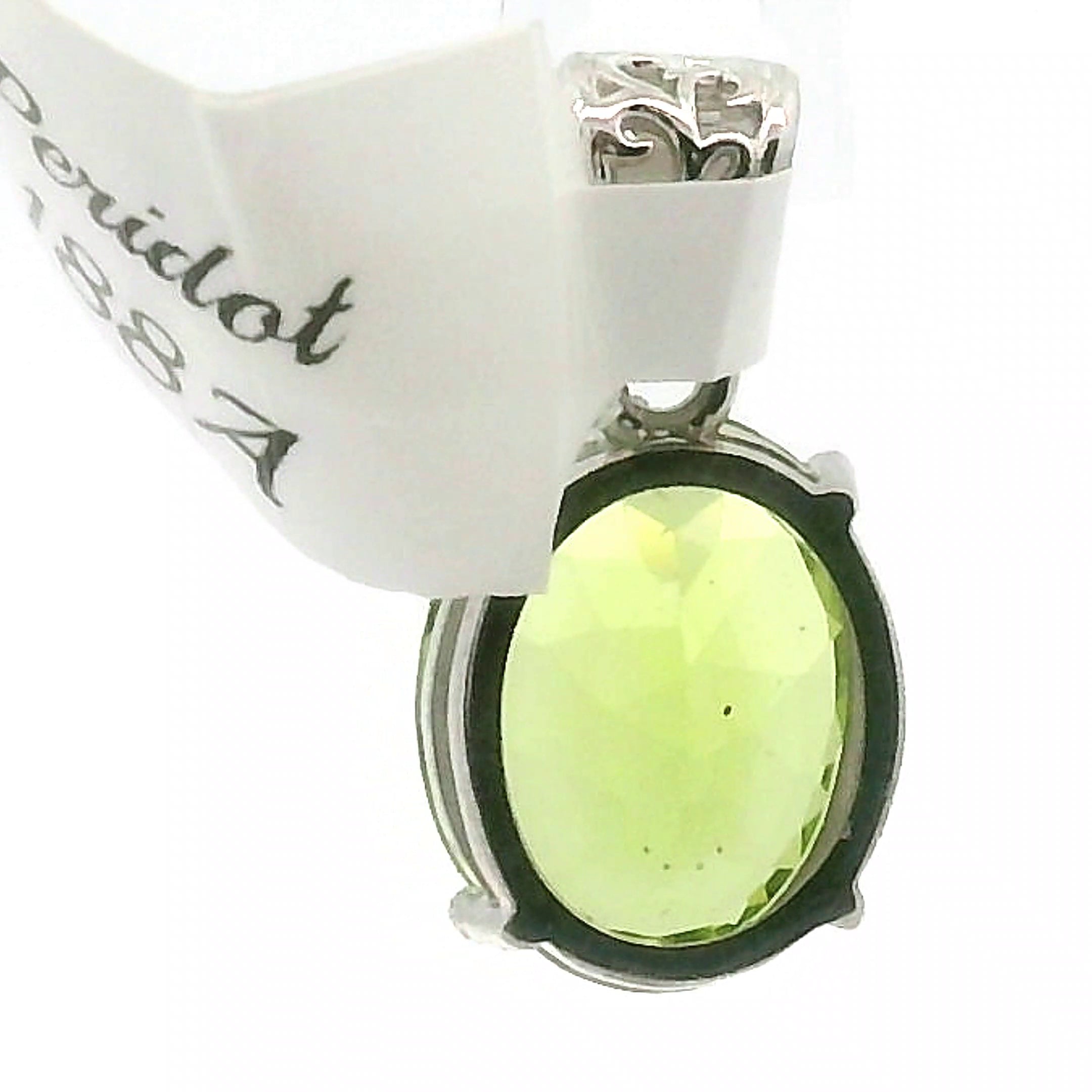 Peridot Pendant .925 Silver for Self-Compassion and a Deeper Connection to Nature