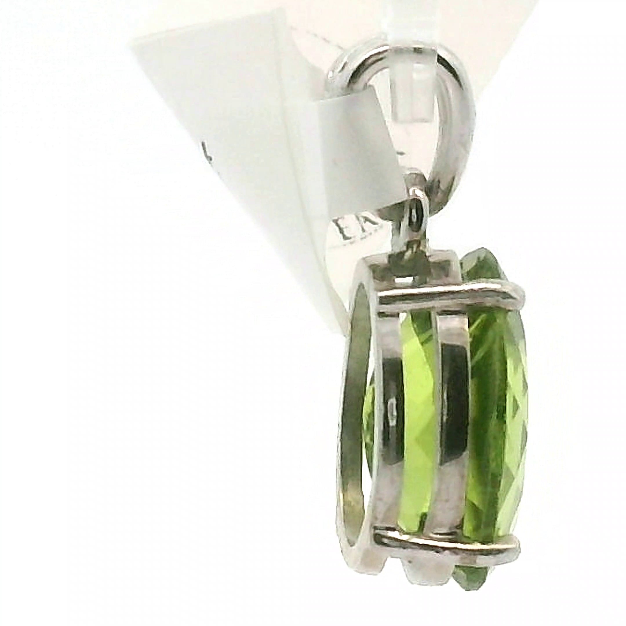 Peridot Pendant .925 Silver for Self-Compassion and a Deeper Connection to Nature