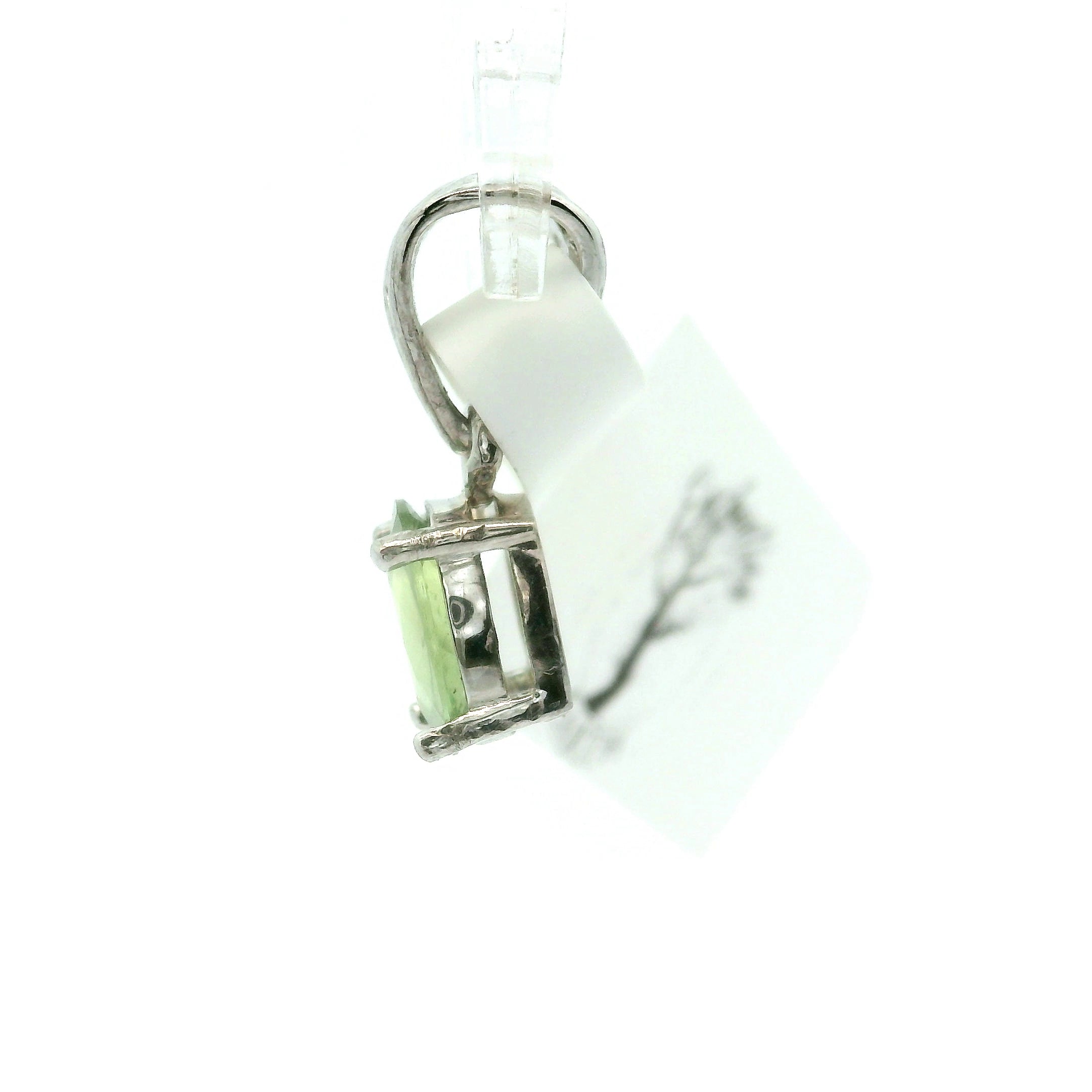 Montana Sapphire Pendant .925 Sterling Silver for Dream-work and Self-Discipline