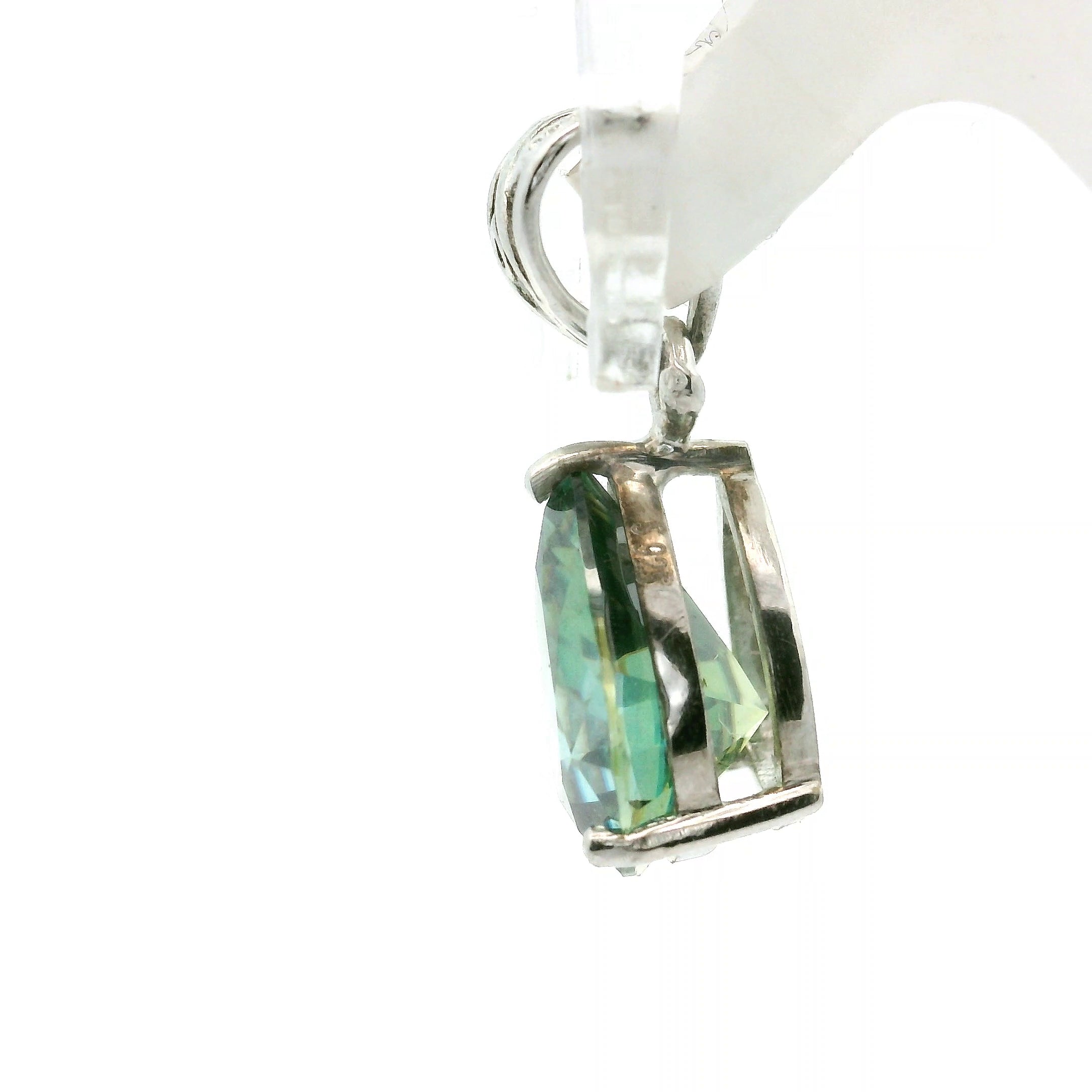 Green Moissanite Pendant .925 Silver for Enlightenment, Inner Peace & Spiritual Transformation