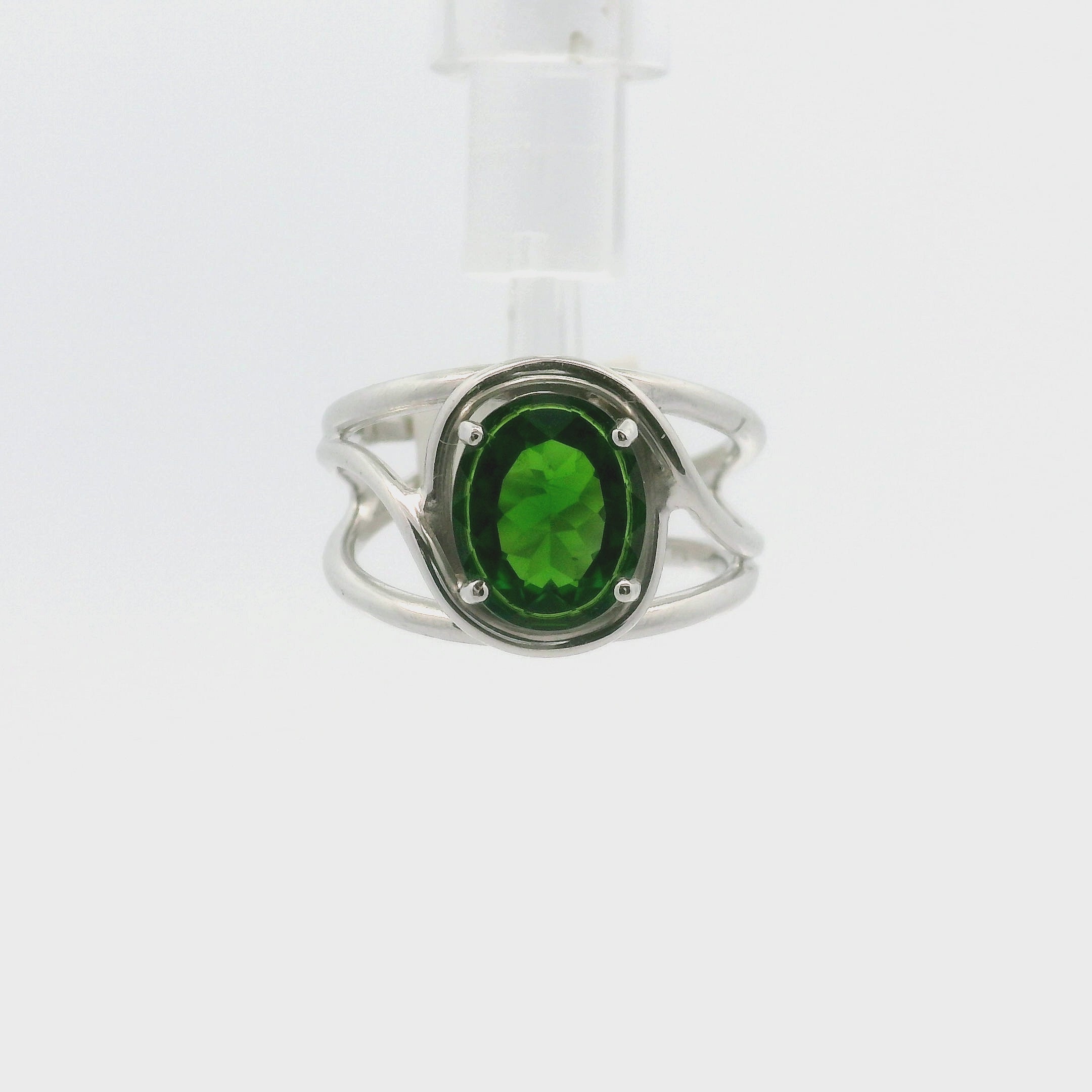 Chrome Diopside Cuff Ring .925 Silver for Embracing Love, Healing and Balance