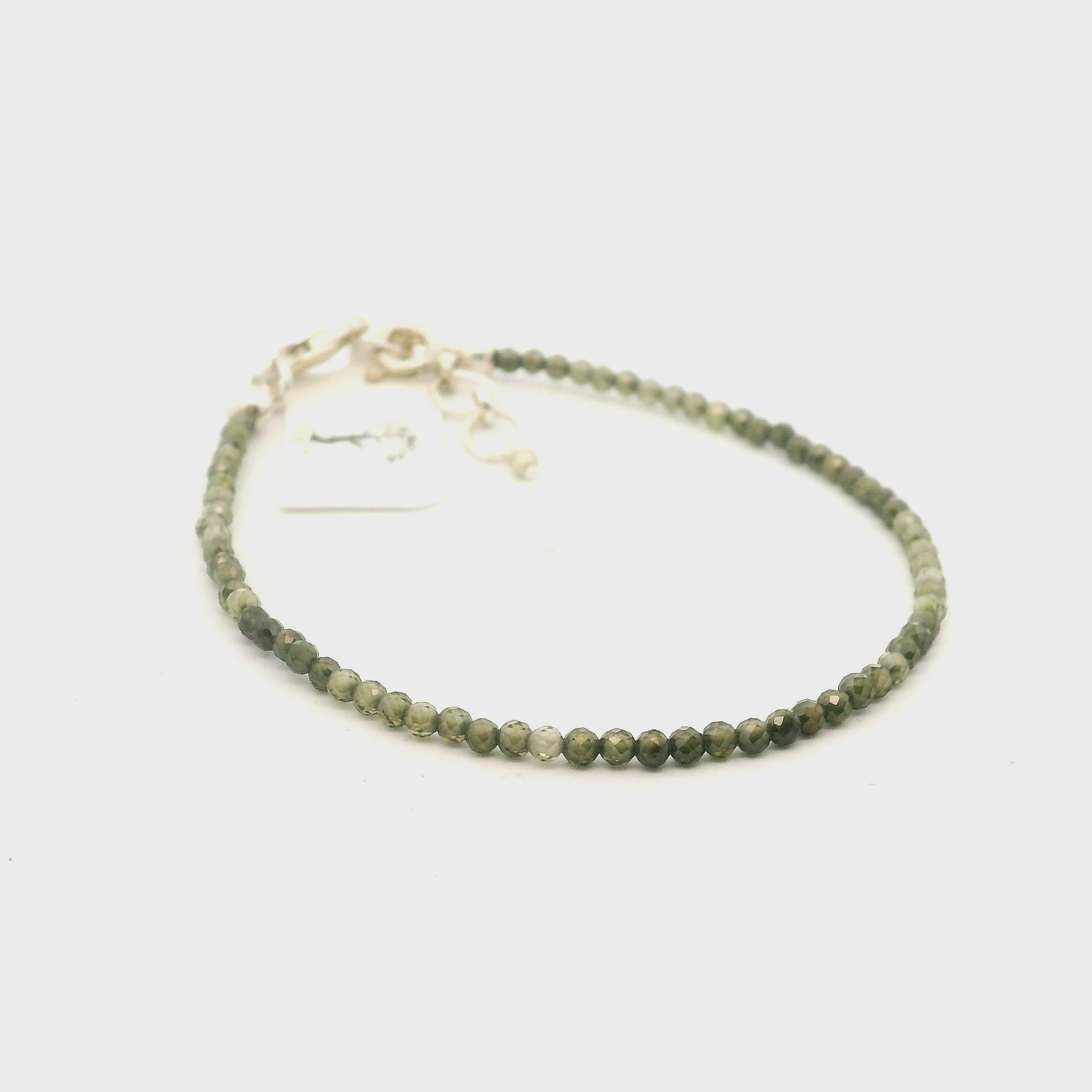 Green Zircon Micro Faceted Bracelet 925 Silver for Organization and Transformation
