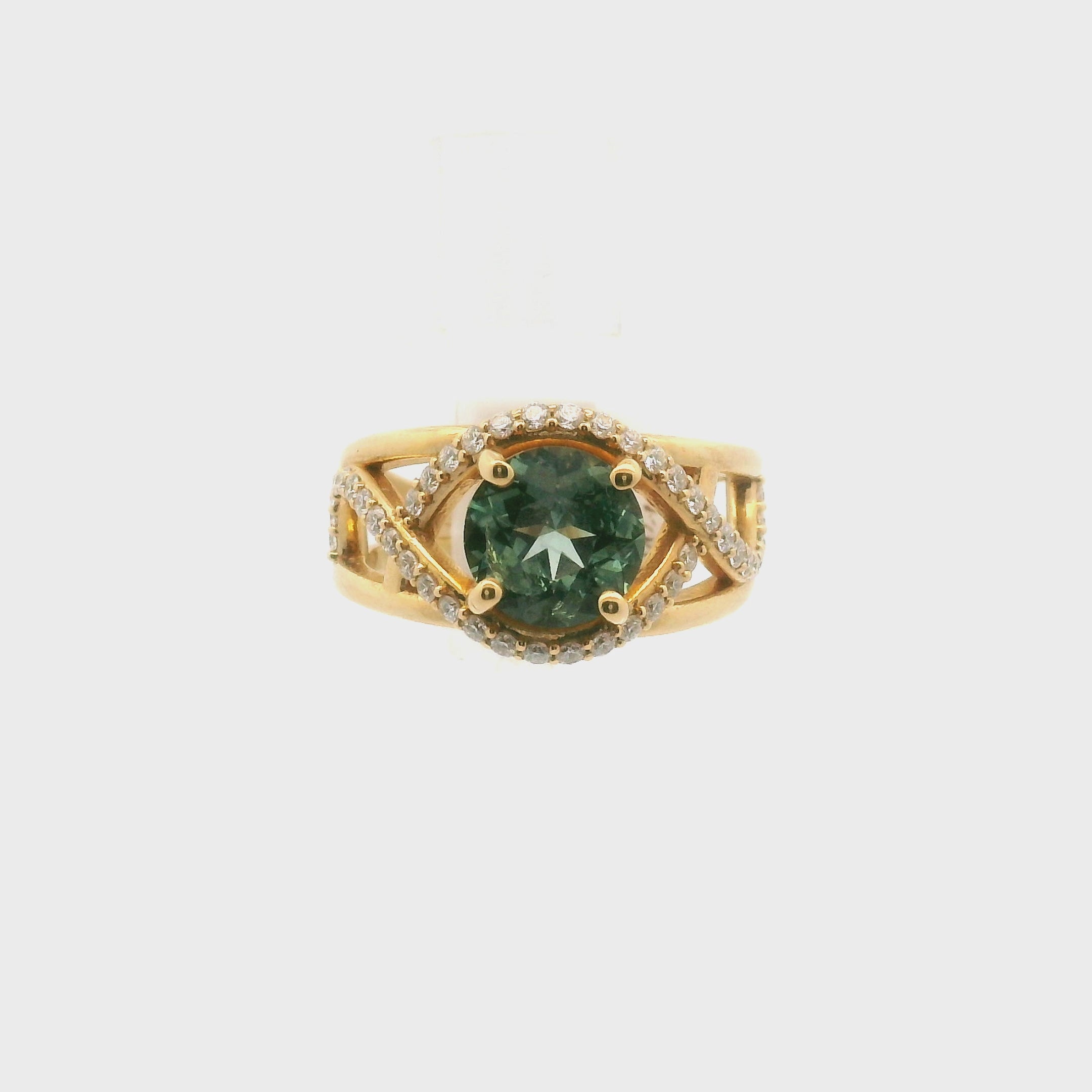 Montana Sapphire with Diamond Pave Cuff Ring in 18K Gold for Dream-work and Self-Discipline