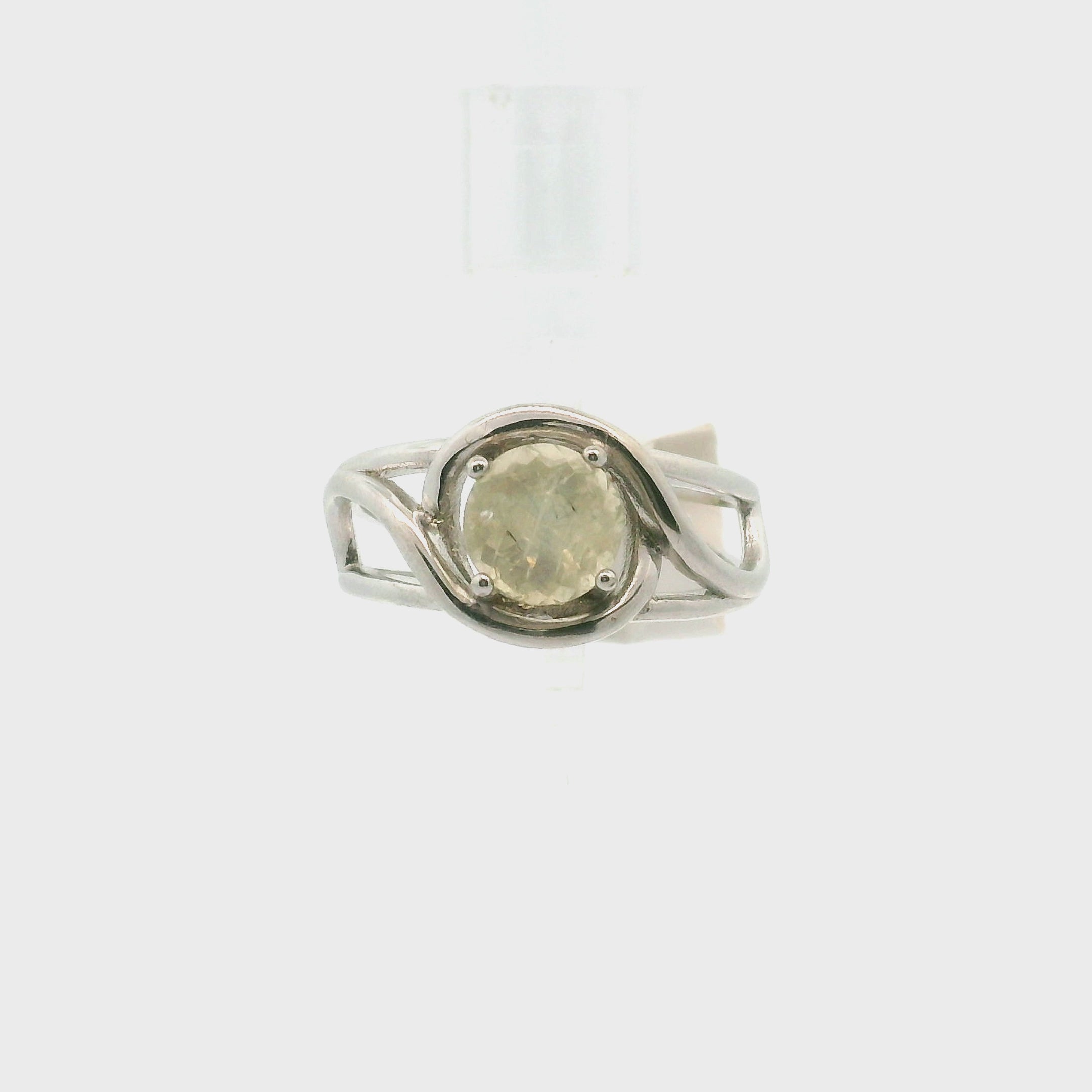Leucite Cuff Ring 925 Silver for Unity and Purification