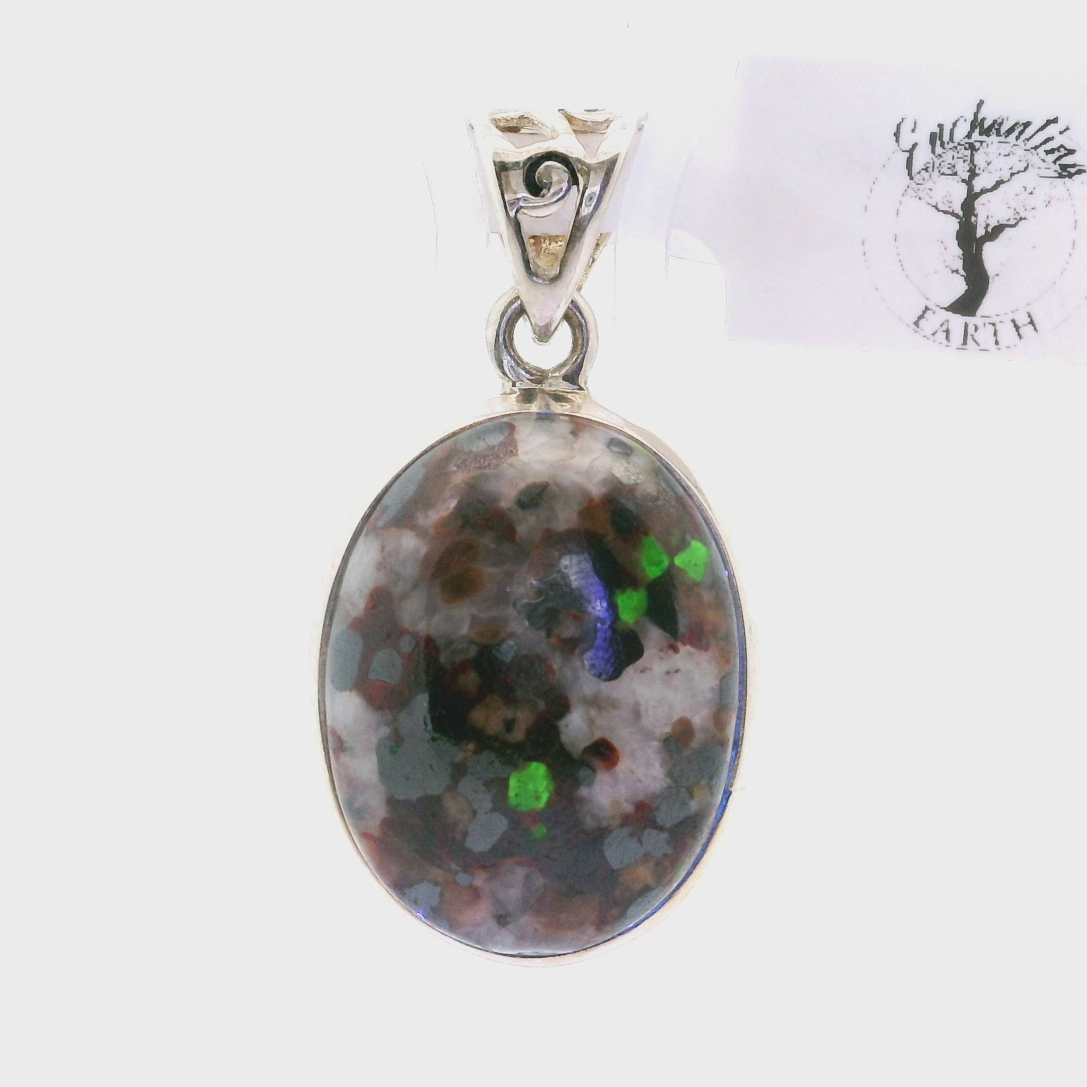 Willemite UV-Reactive Pendants 925 Silver for Creativity, Focus and Transformation