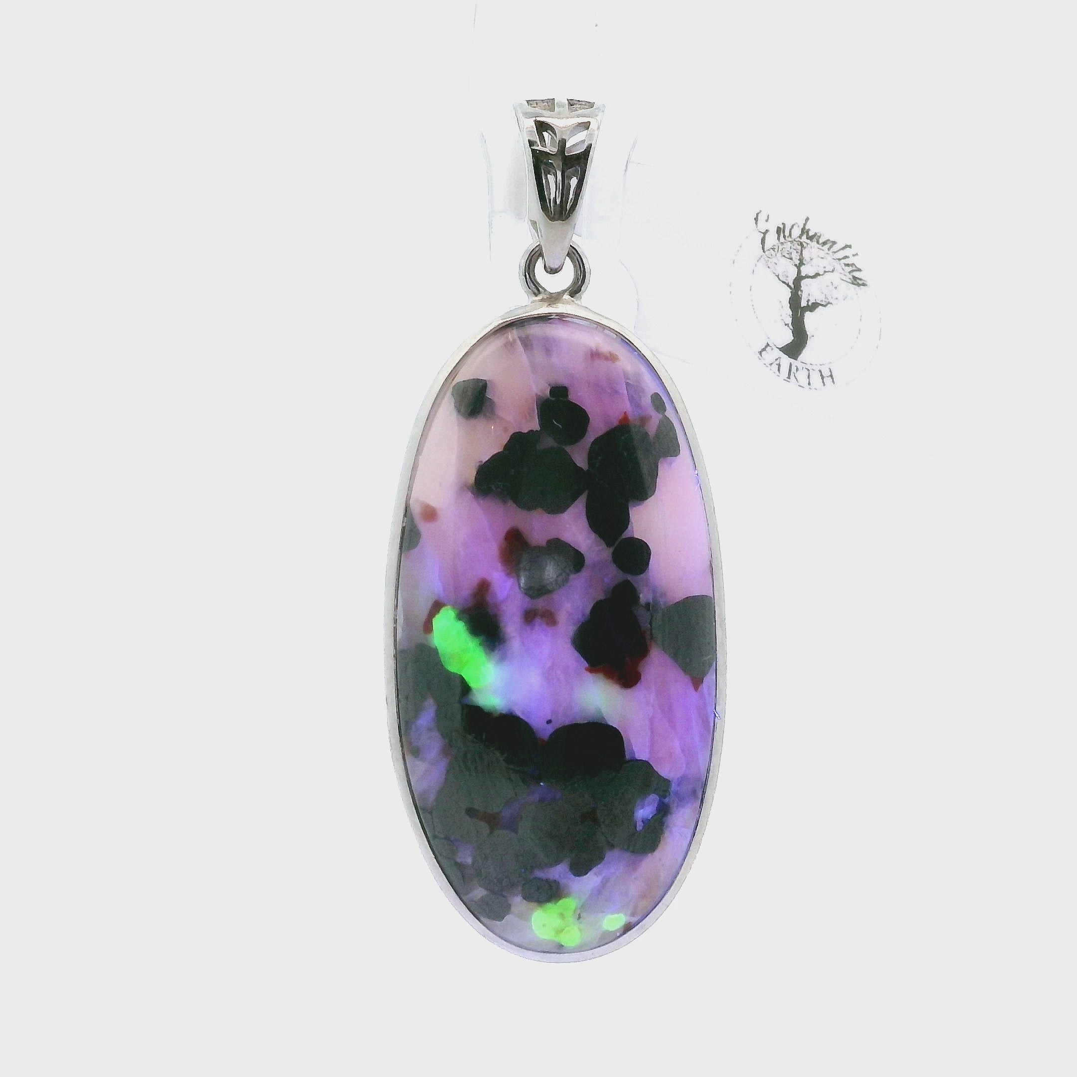 Willemite UV-Reactive Pendant 925 Silver for Creativity, Focus and Transformation