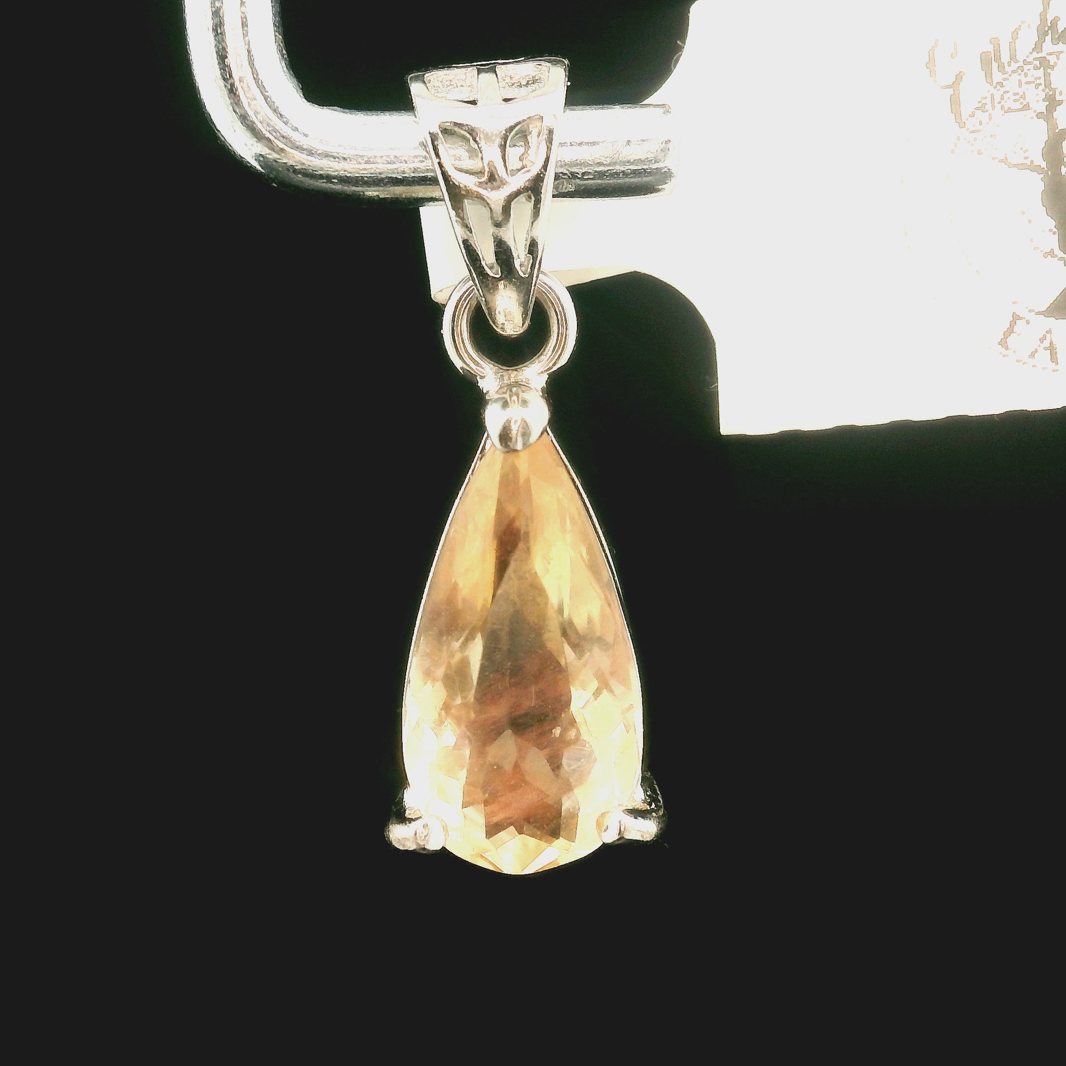 Oregon Sunstone Pendant .925 Silver for Confidence and Strength